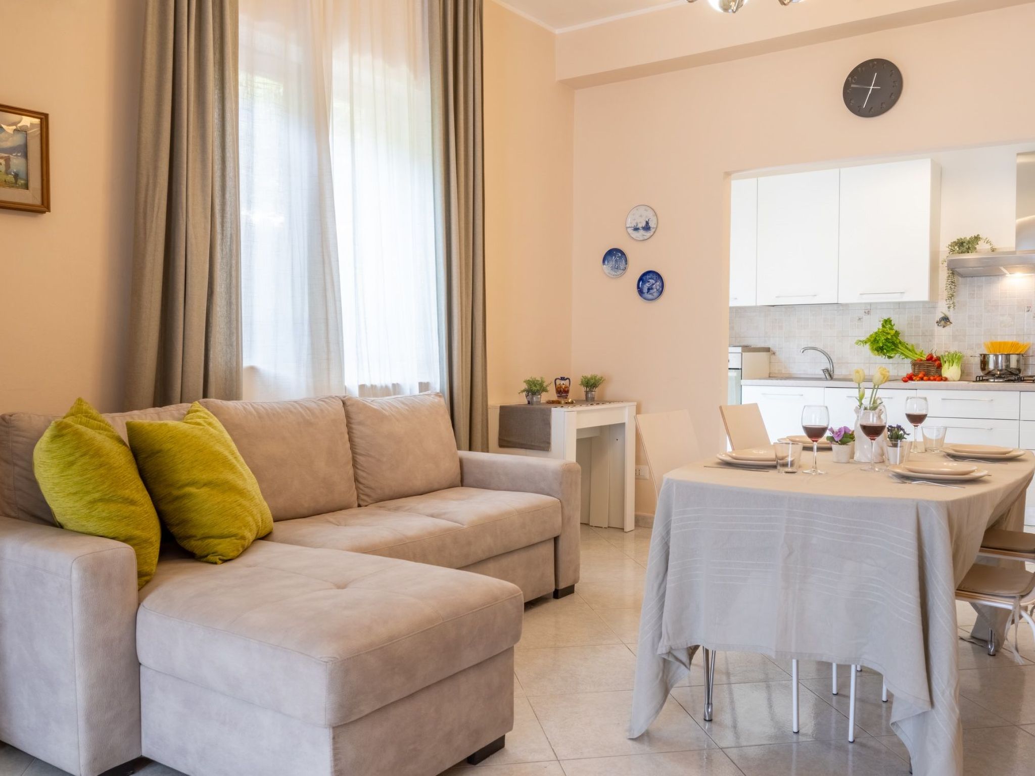 Zafferana's Pool Rückzugsort-Binnen