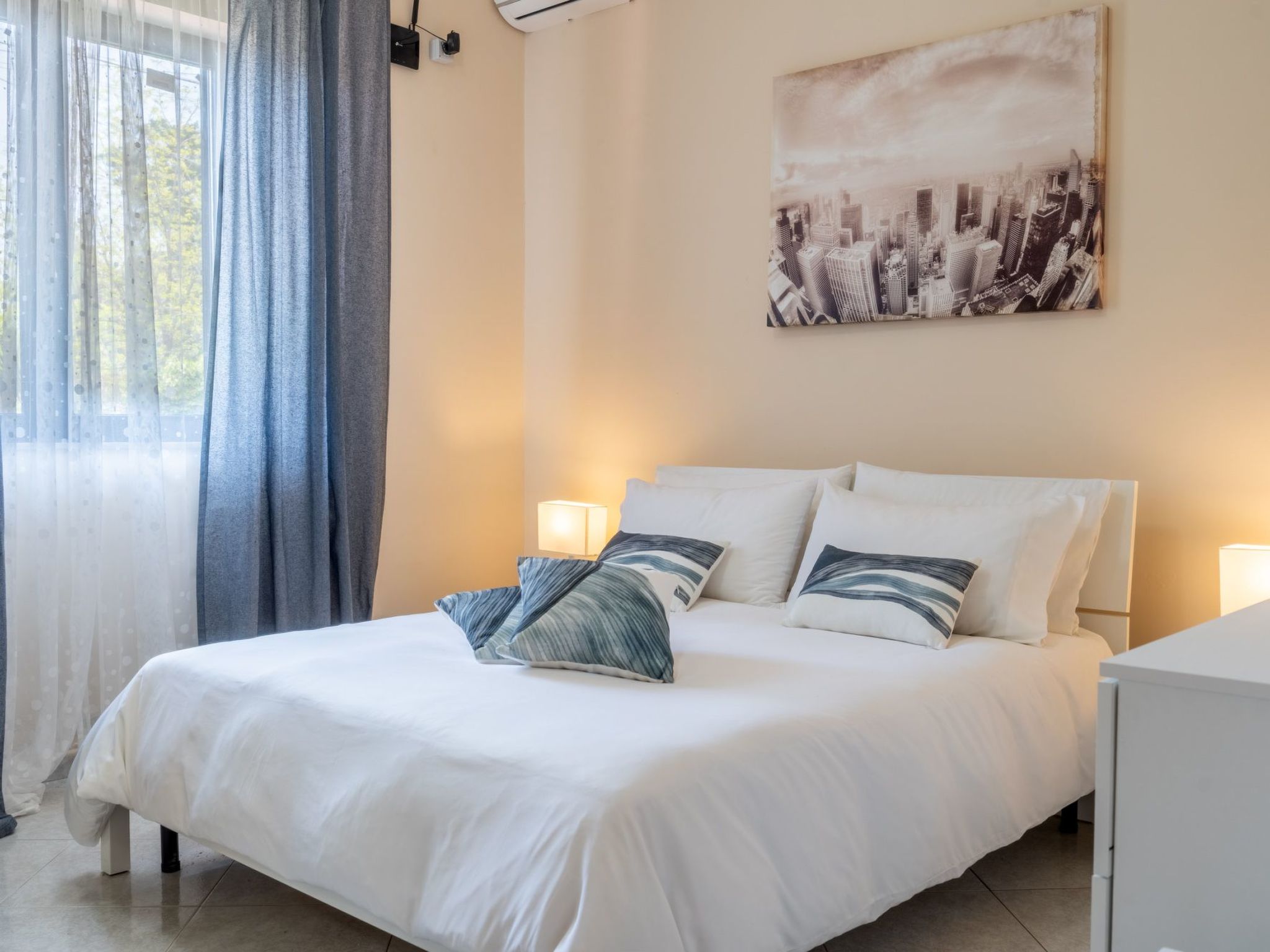 Zafferana's Pool Rückzugsort-Binnen