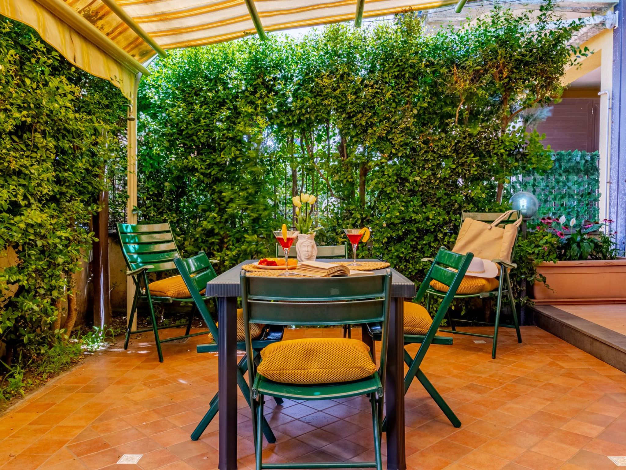 Vakantiehuis met omheinde tuin in Mascali (Italië) 1 hond is welkom