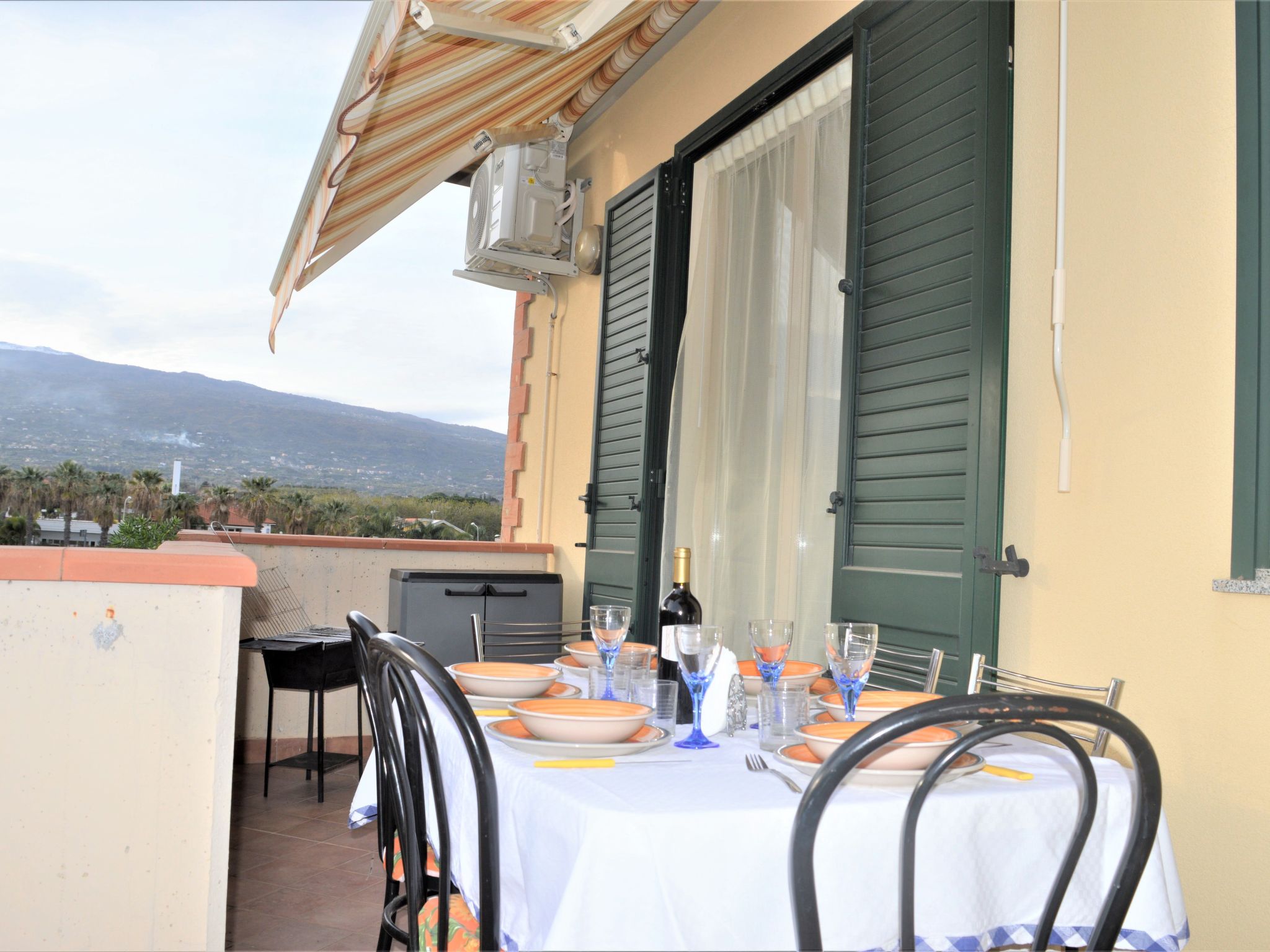 Etna Wohnung in einer Residenz-Drinnen