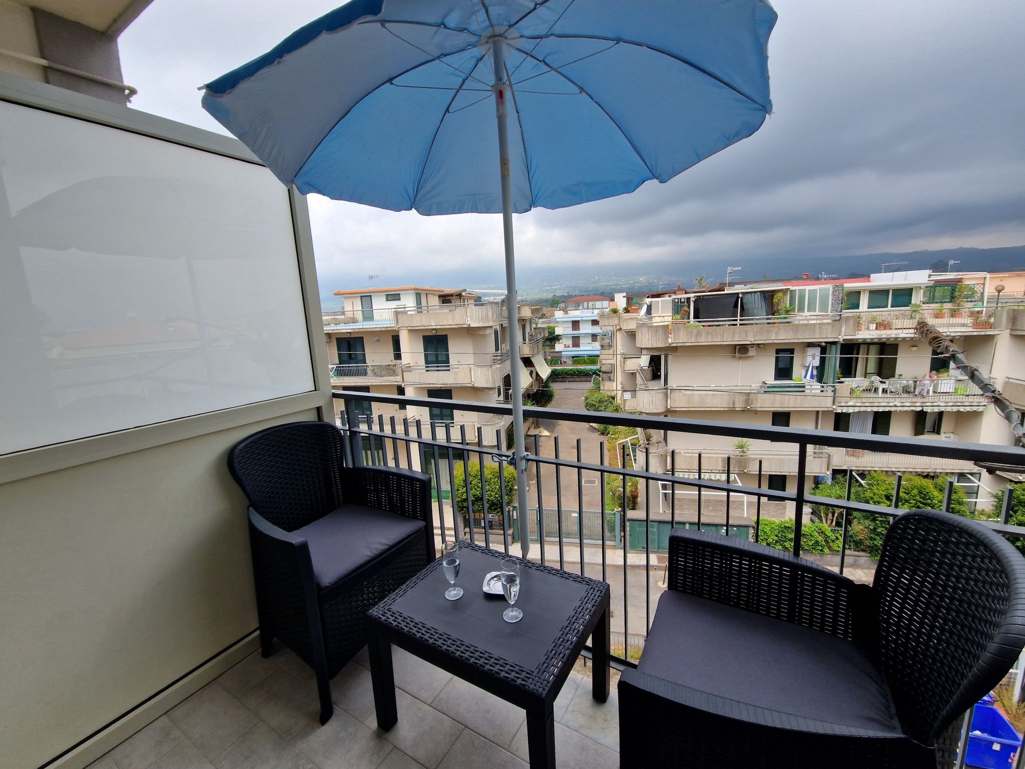 🏖️ Suite Etna - The sea outside the doorSuite Etna is a privileged destination for those dreaming of an escape from the daily routine, immersing themselves in the comfort and beauty of Sicily. Lo..