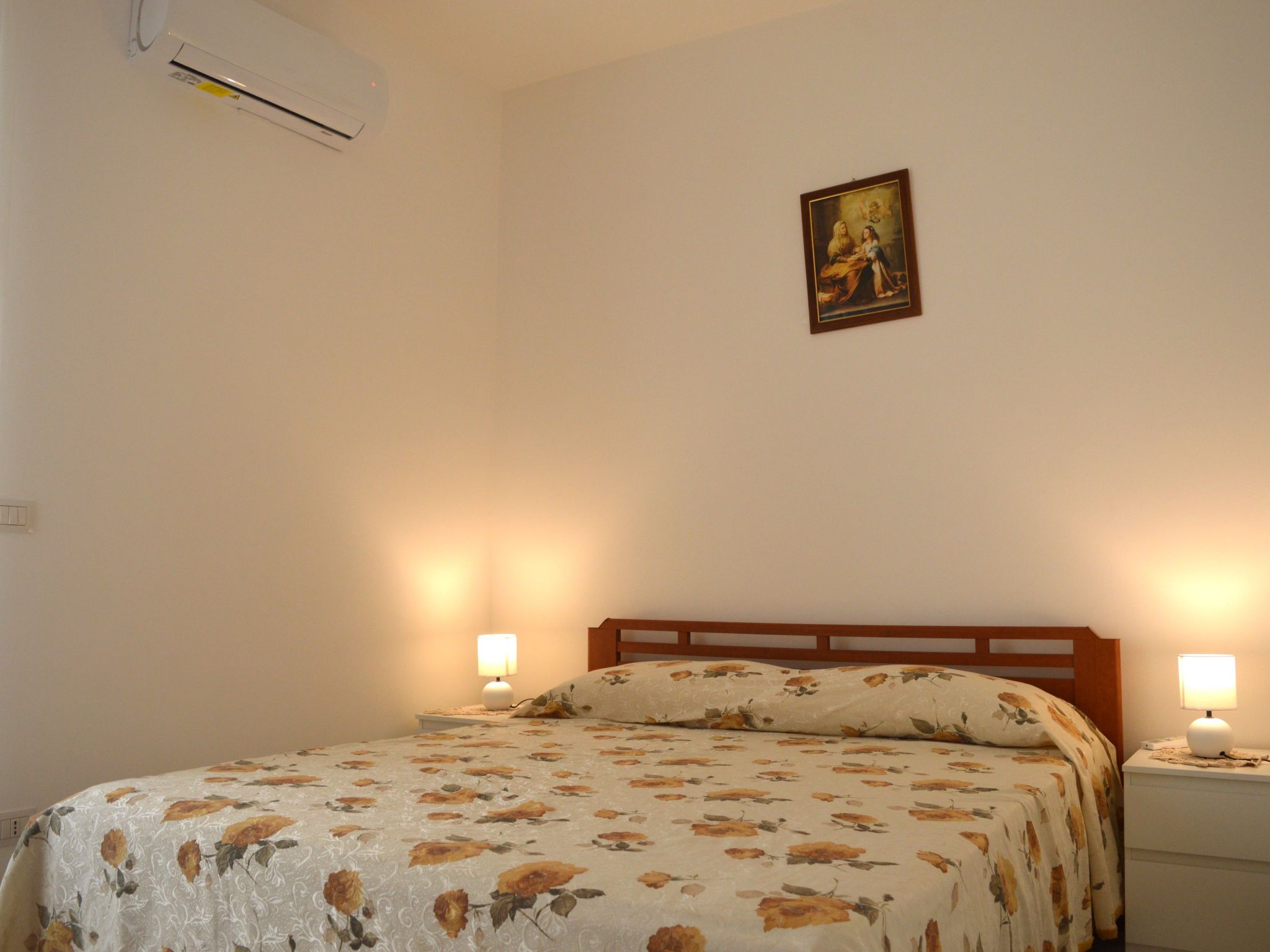 "Sicily-Etna-Taormina"-Dedans