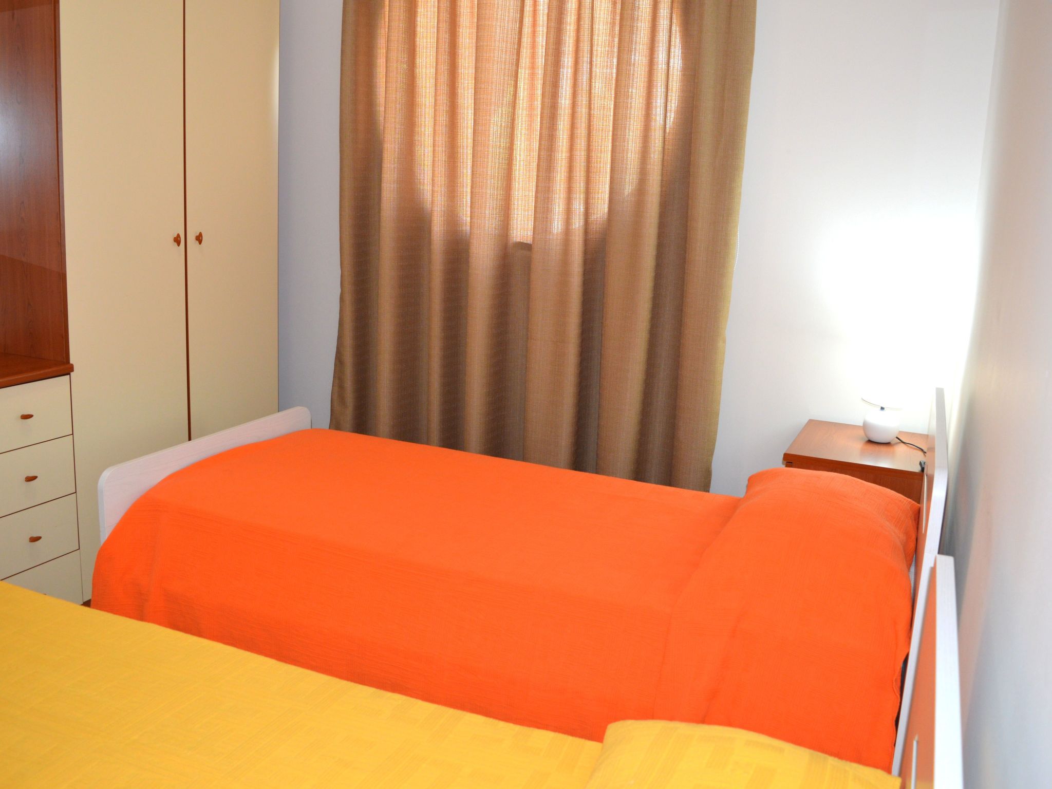 "Sicily-Etna-Taormina"-Dedans