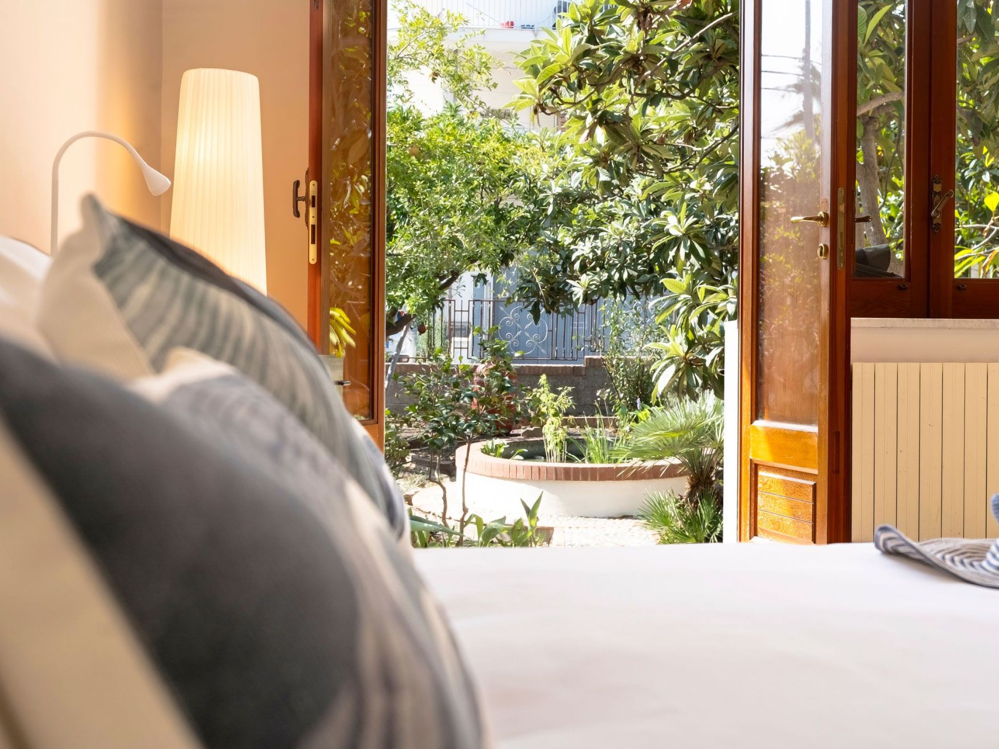 Vakantiehuis met omheinde tuin in Calatabiano (Italië) 1 hond is welkom