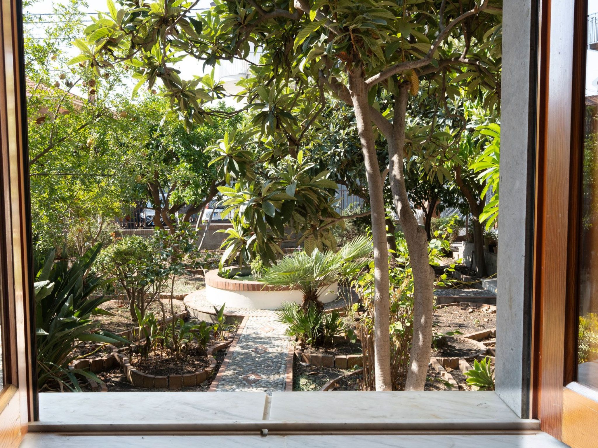 Die Orange und der Goldfisch-Dedans