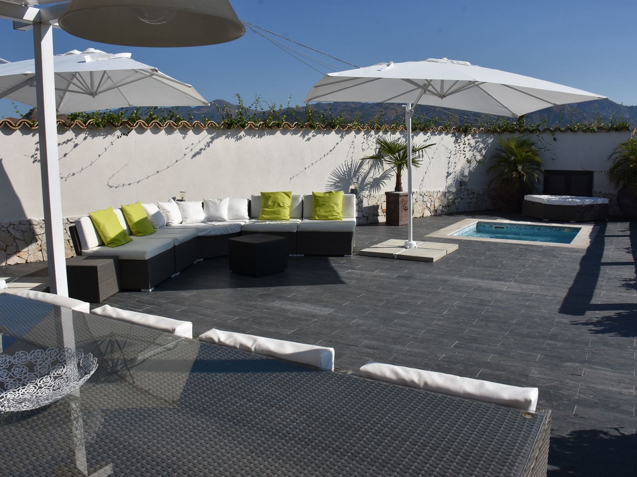 Ferienvilla 'Villa Fenice' mit privatem Pool-Binnen