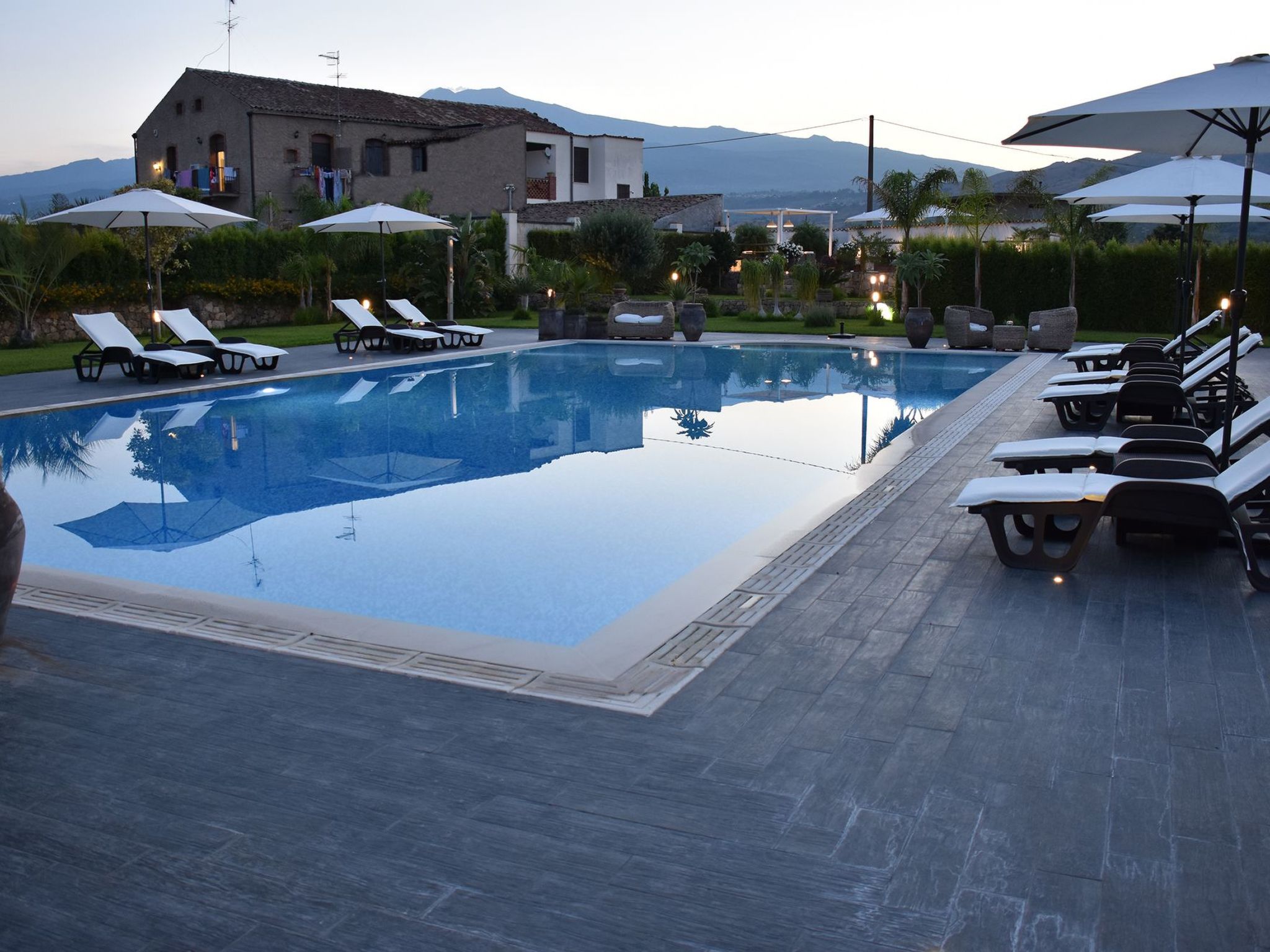 Ferienvilla 'Villa Fenice' mit privatem Pool-Binnen