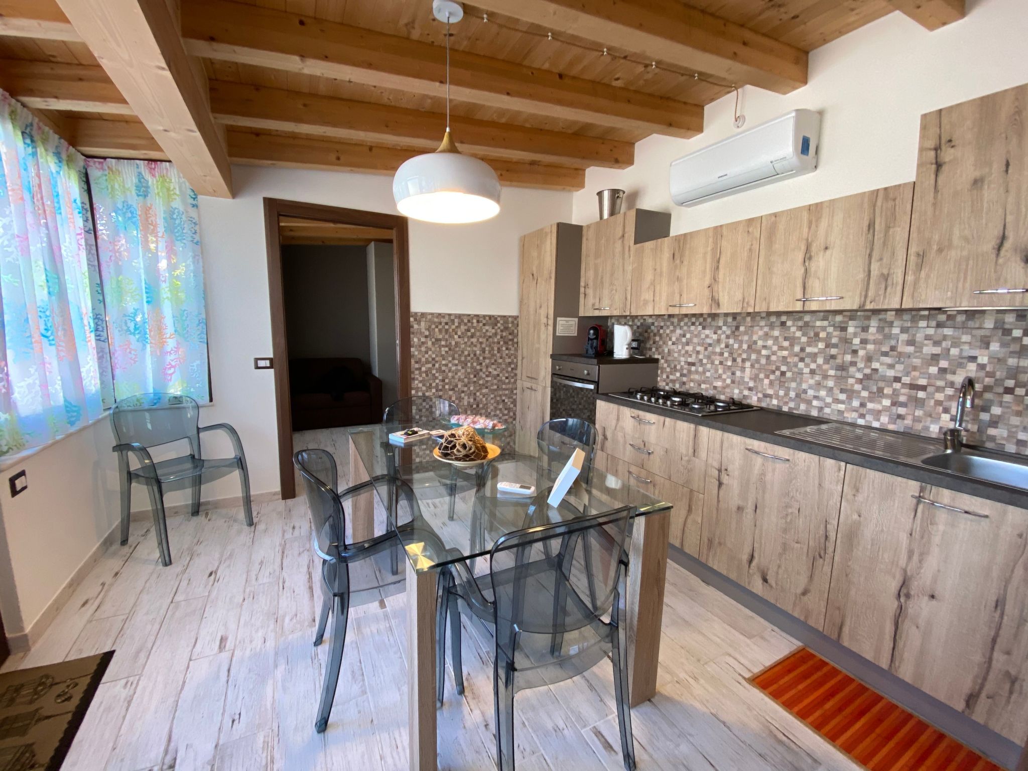 Haus in Calatabiano mit privatem Parkplatz-Binnen