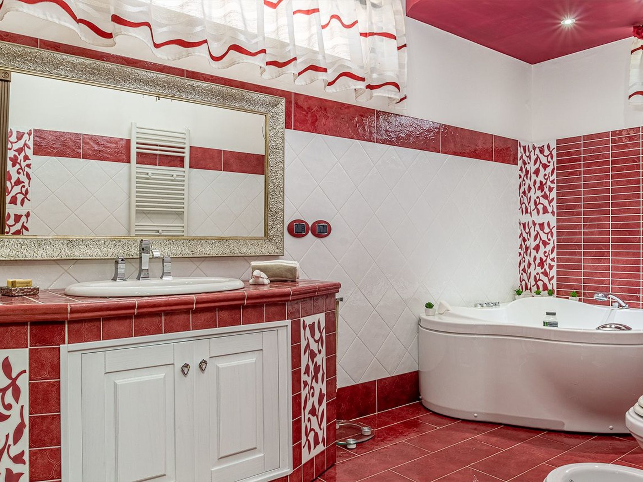 Ferienvilla 'Villa Aura' mit Pool-Binnen