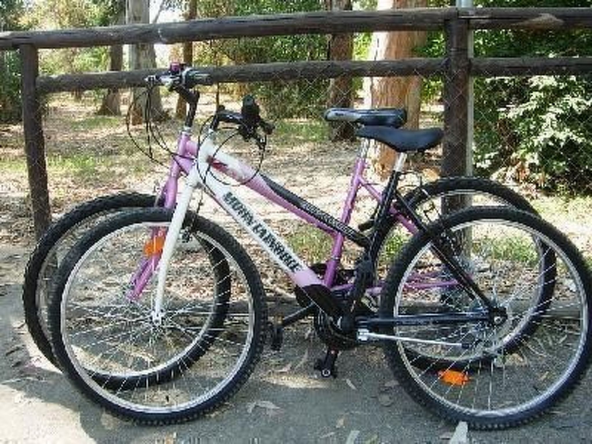 Wohnanlage Oase von Fiumefreddo-Buiten