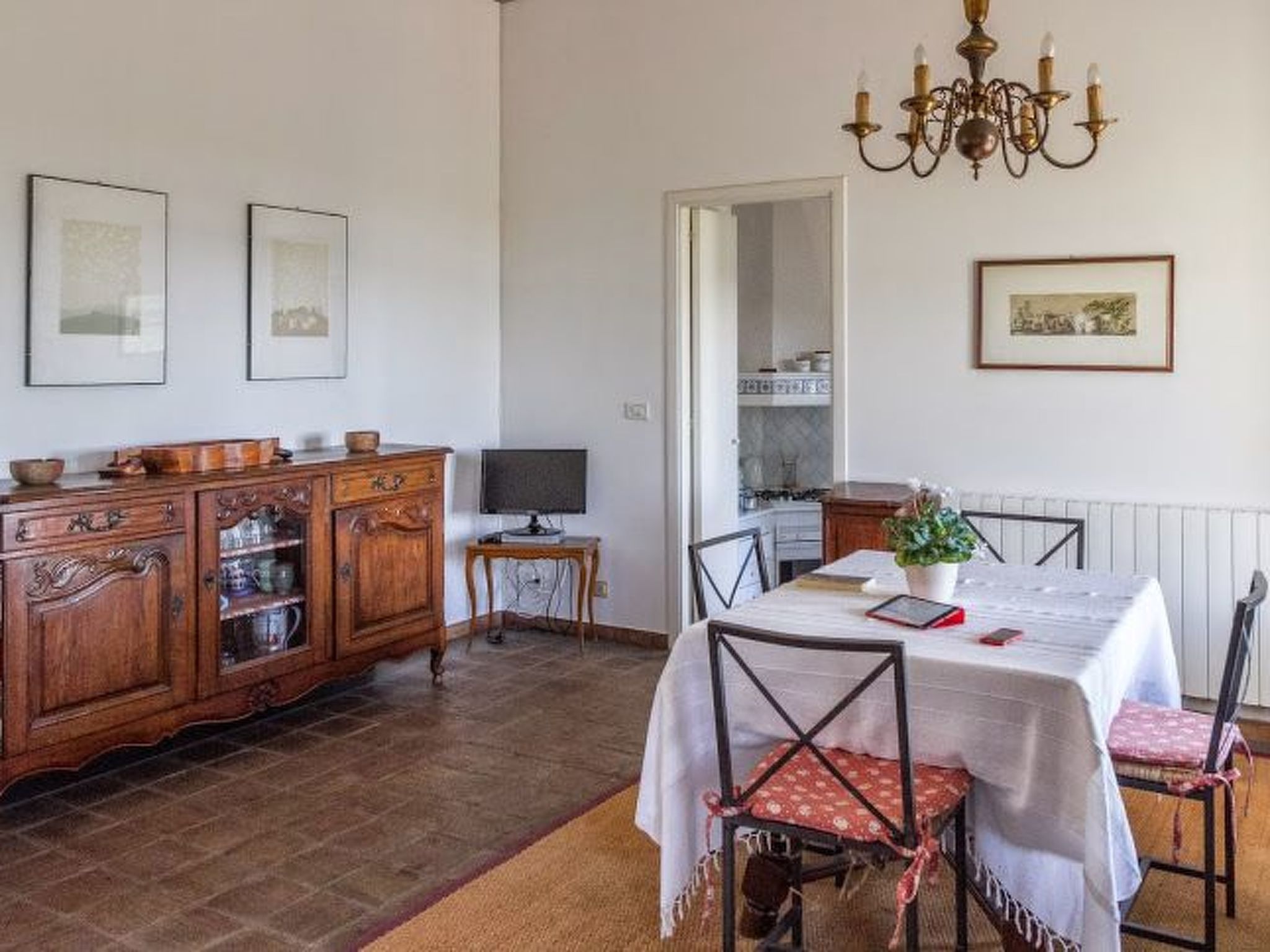 "Mandarin" mit Wasserblick-Binnen