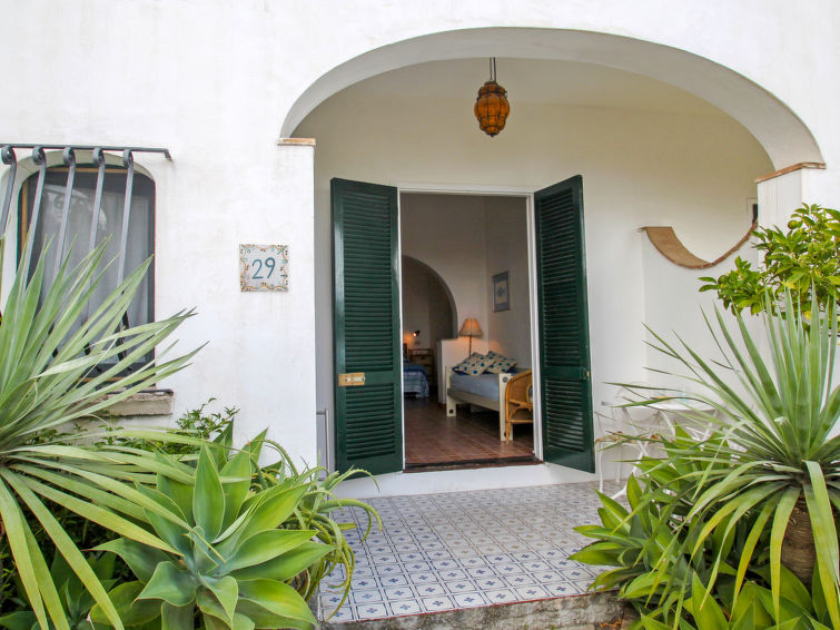 Taormina accommodation villas for rent in Taormina apartments to rent in Taormina holiday homes to rent in Taormina
