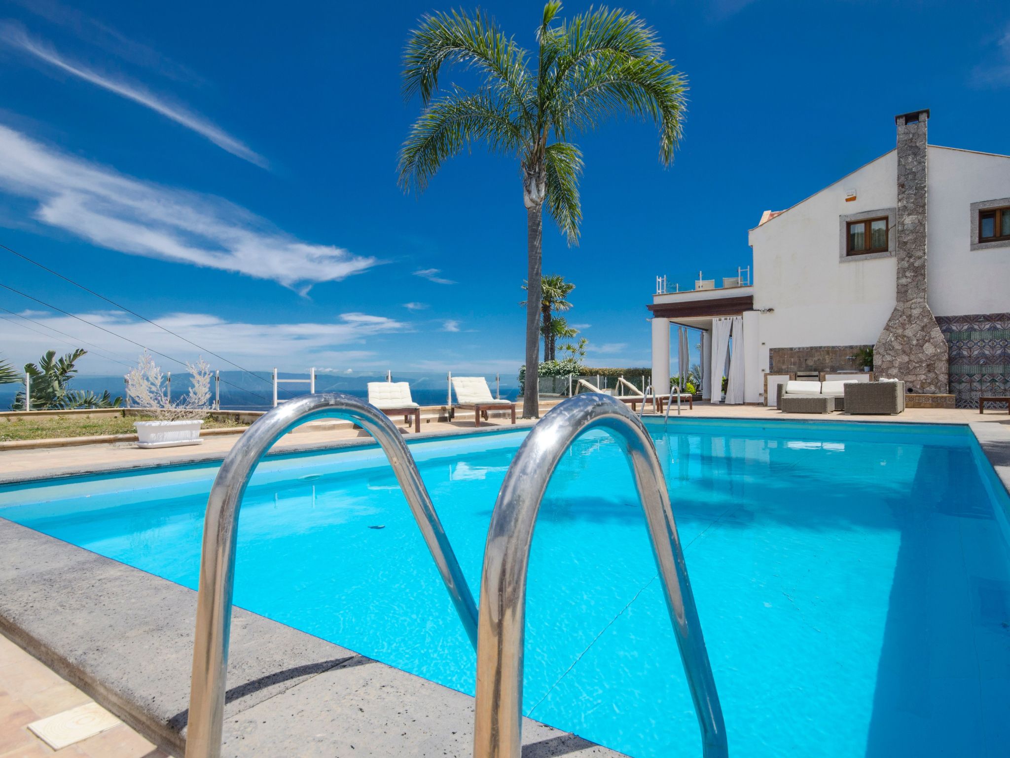 Ferienvilla mit Whirlpool