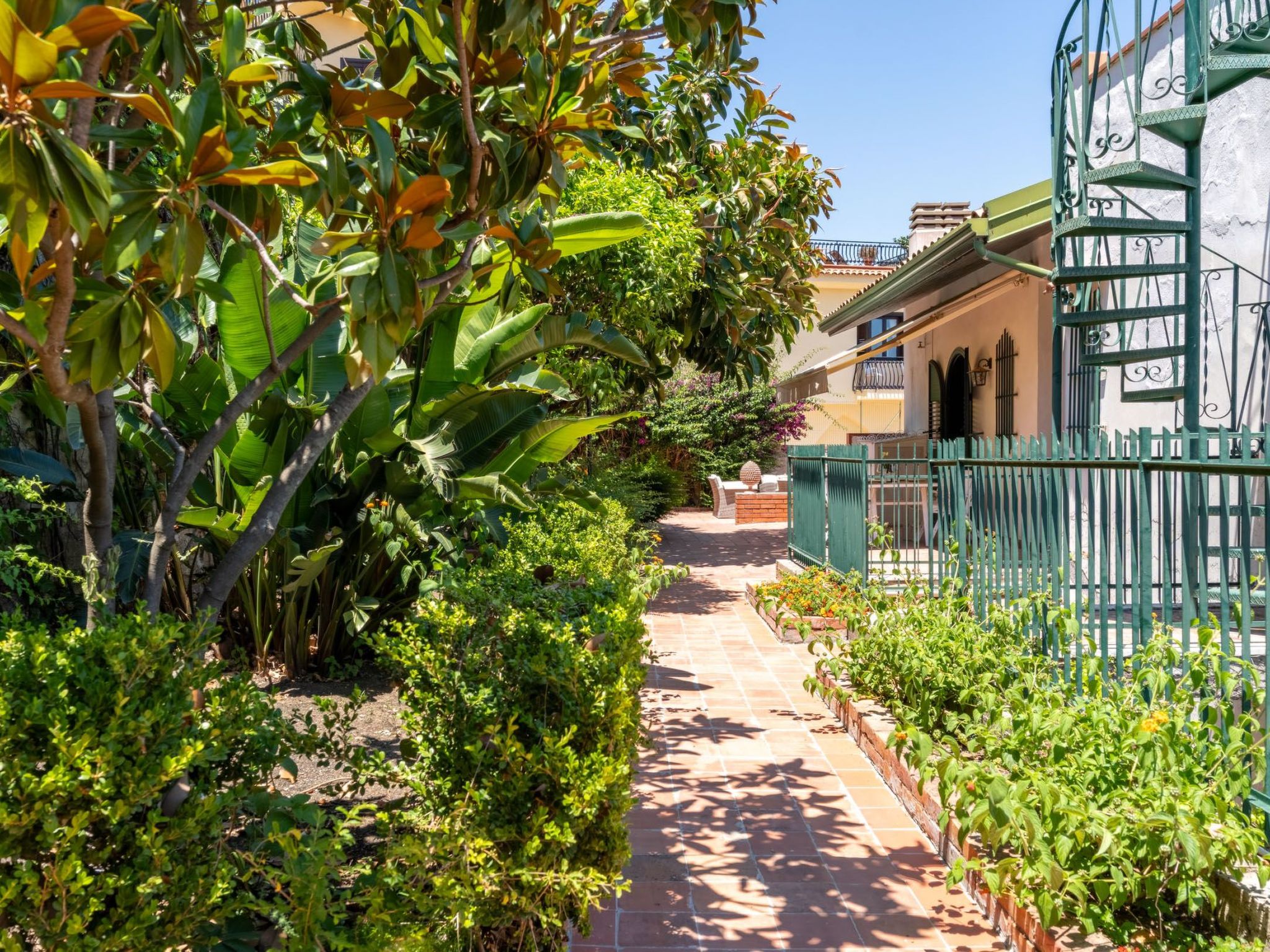 Villa Valencia-Drinnen