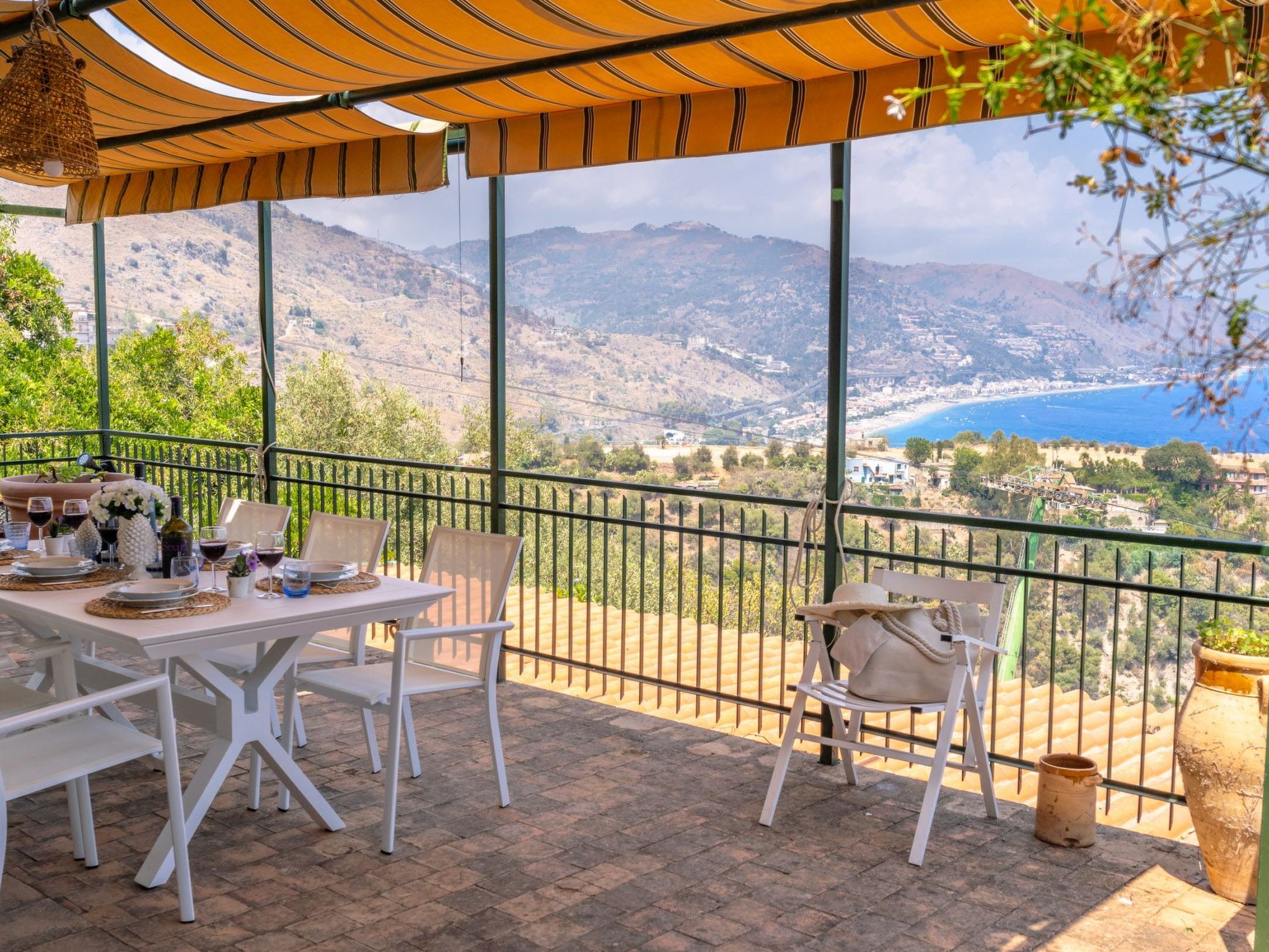 Angelo's Haus-Drinnen