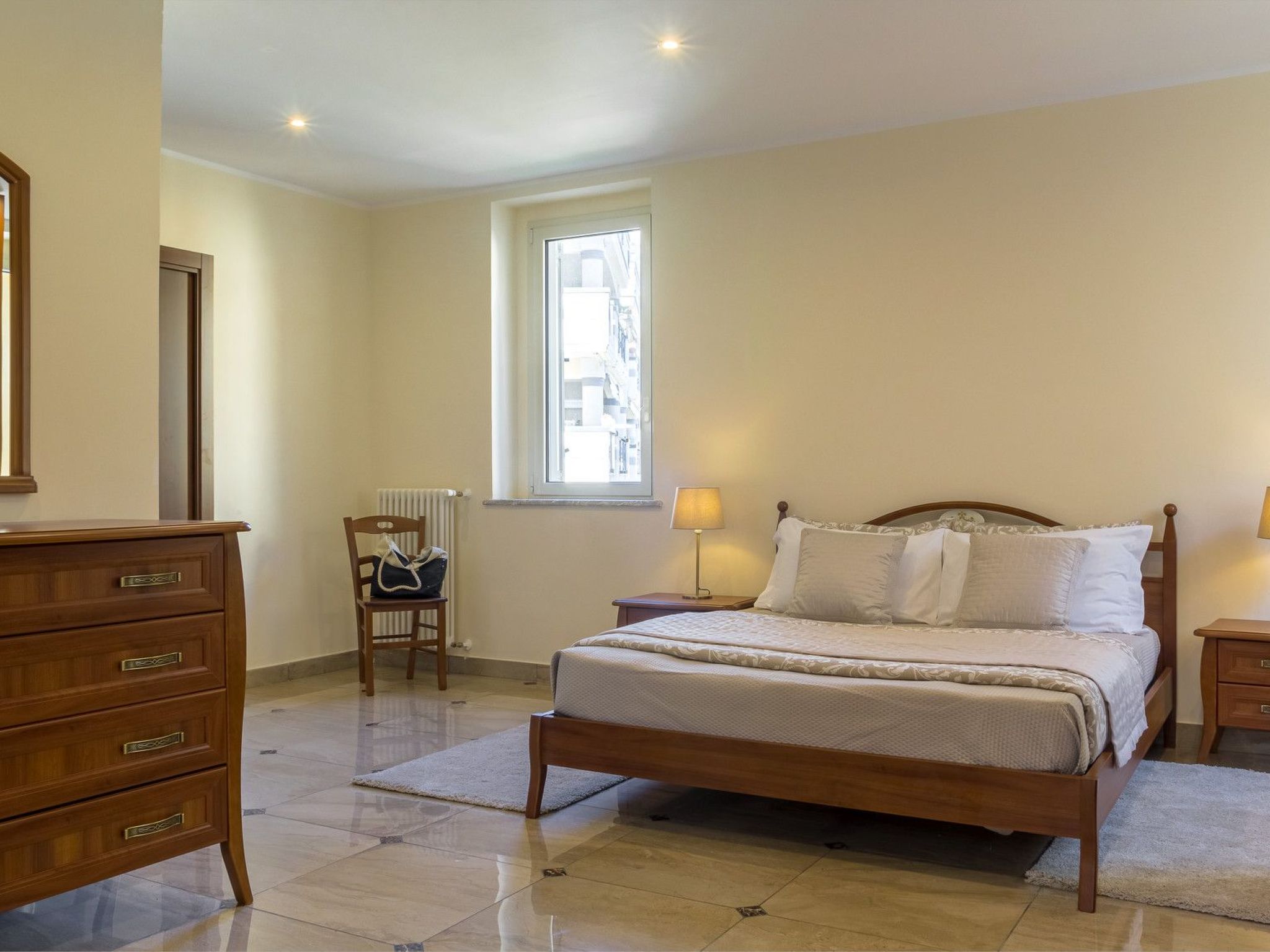 Das Haus des Großvaters in Taormina-Drinnen