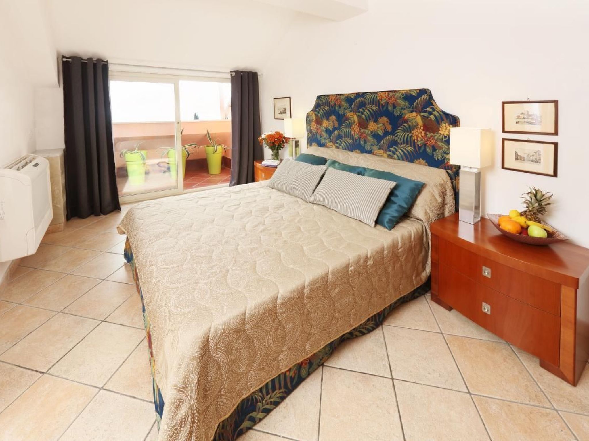 Citycenter Apartment-Inside