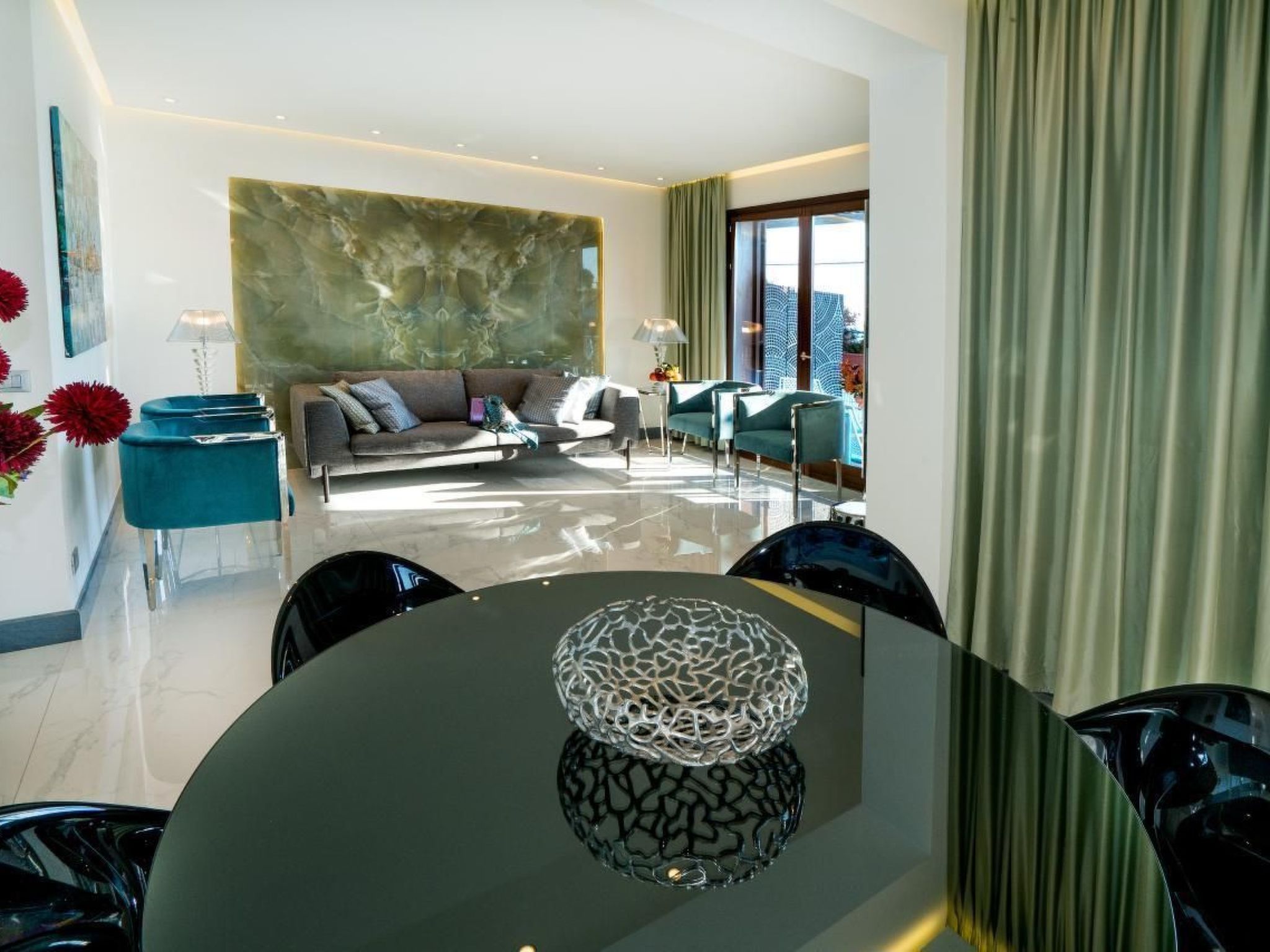 Beachfront Apartment-Inside