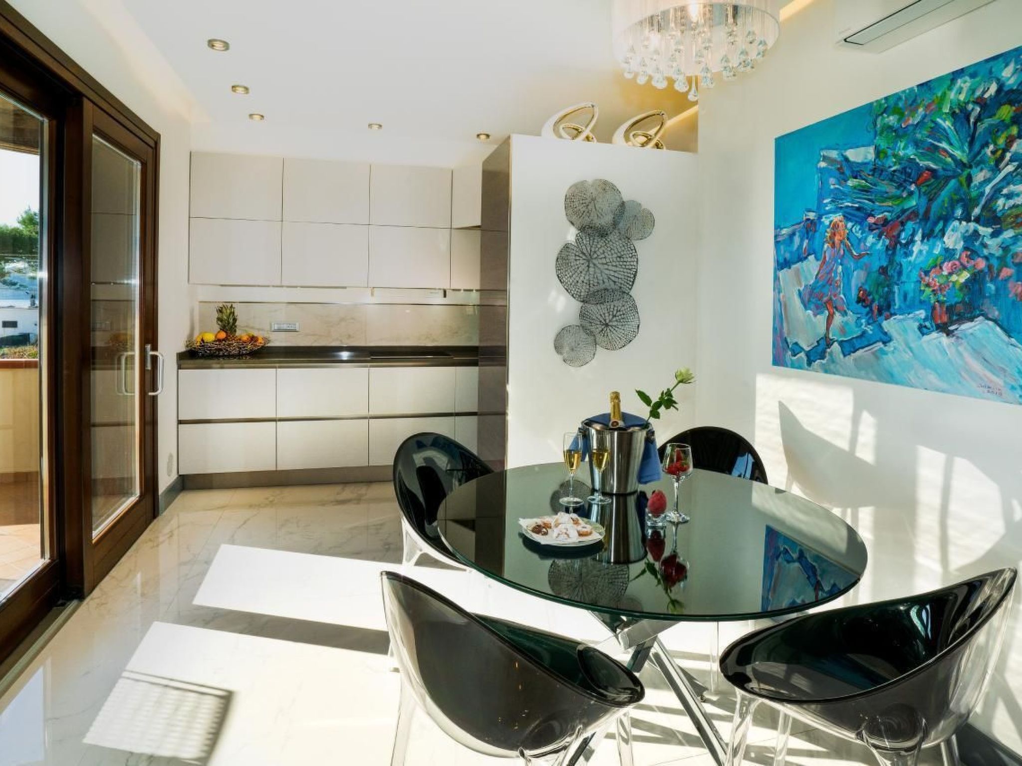 Beachfront Apartment-Inside