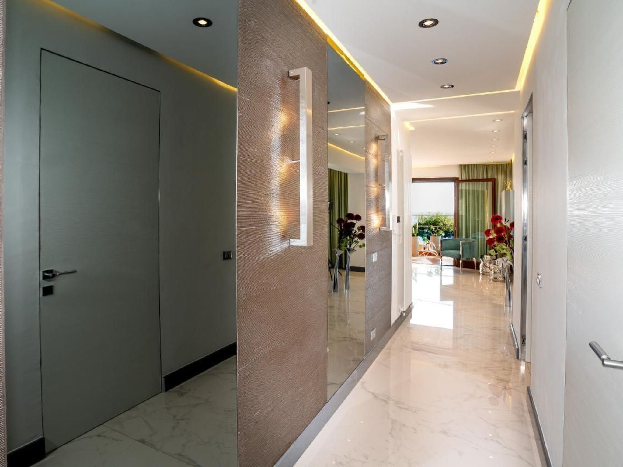 Beachfront Apartment-Inside