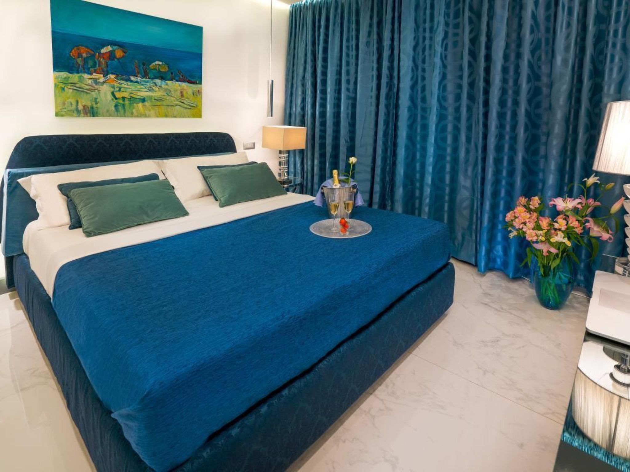 Beachfront Apartment-Inside