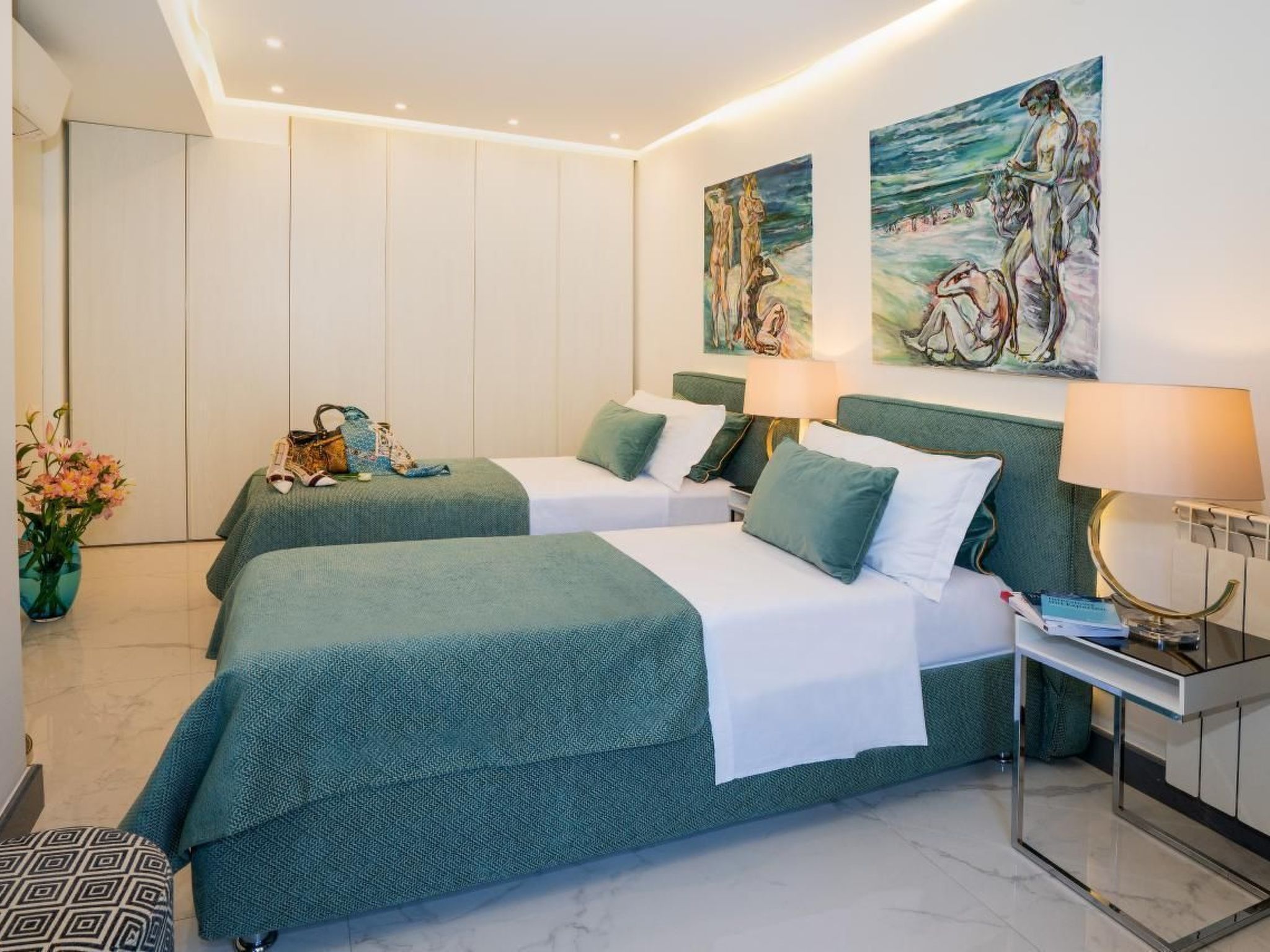 Beachfront Apartment-Inside