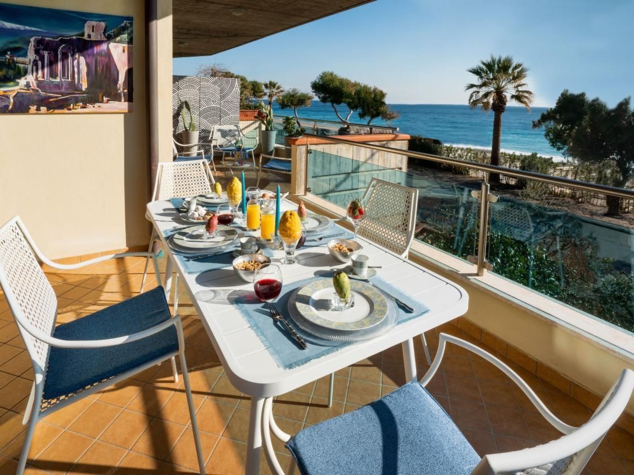 Beachfront Apartment-Inside