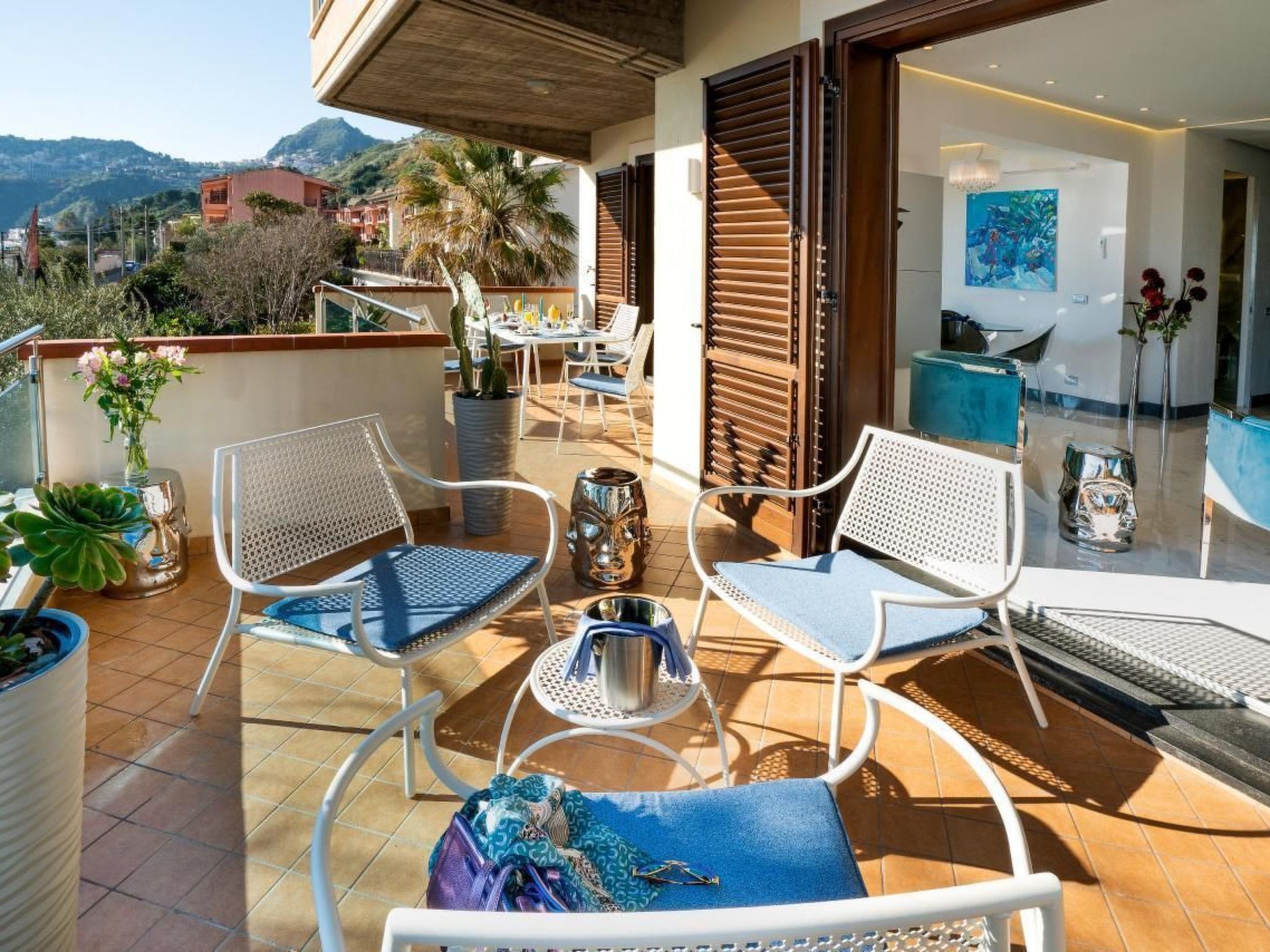 Beachfront Apartment-Inside