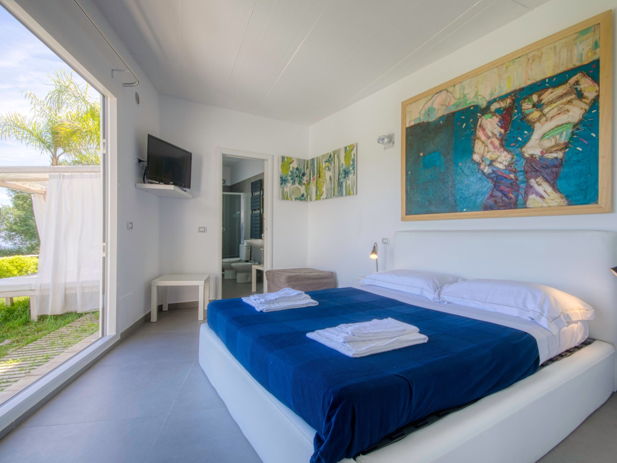 Wohnung mit Meerblick, Balkon und Pool-Inside