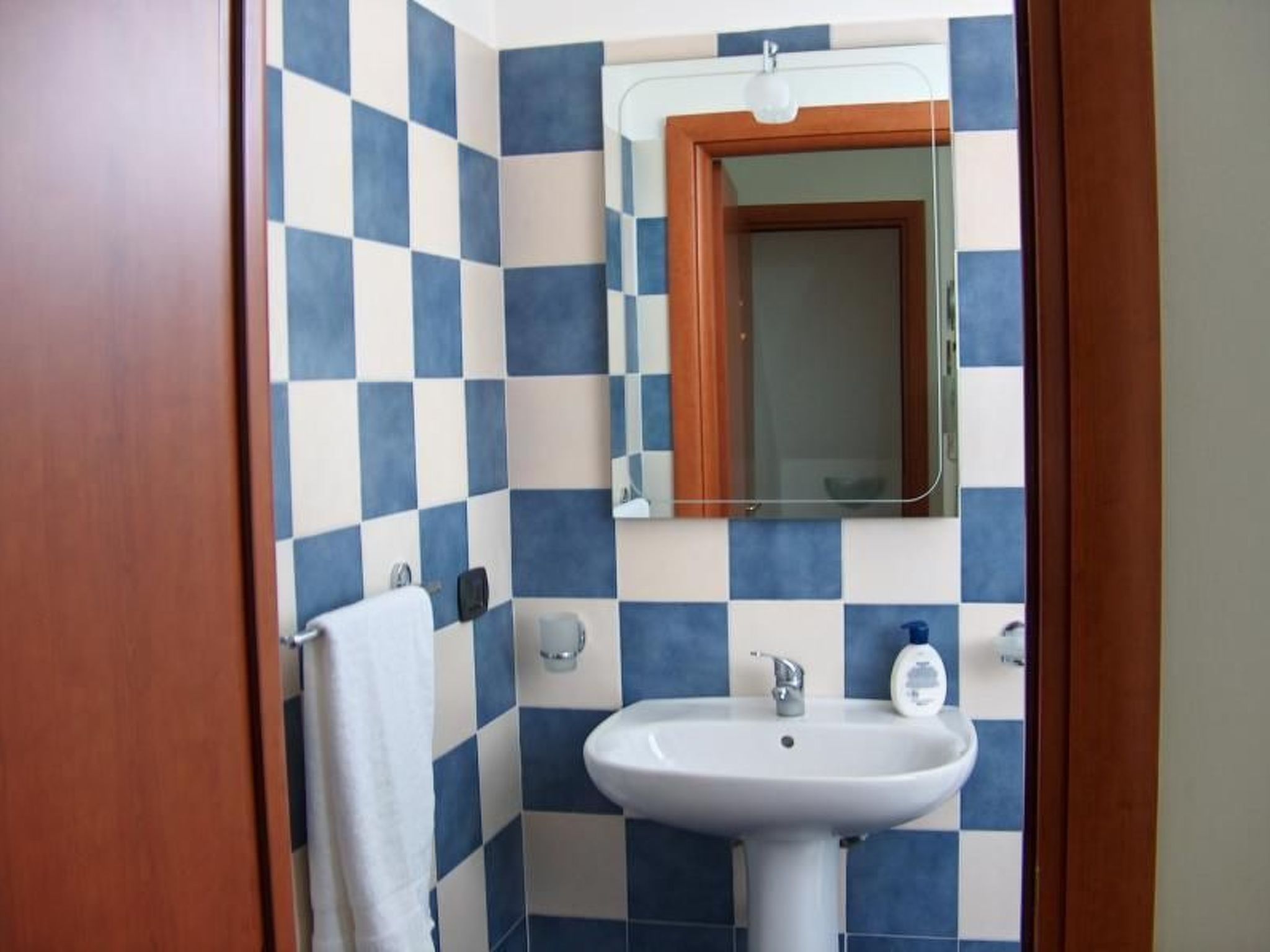 In mittelalterlichem Ort mit allem Komfort ausgestattet