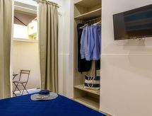 Vrijstaand vakantiehuis in Castelmola, 100m van zee, met terras & airco - thumbnail 3