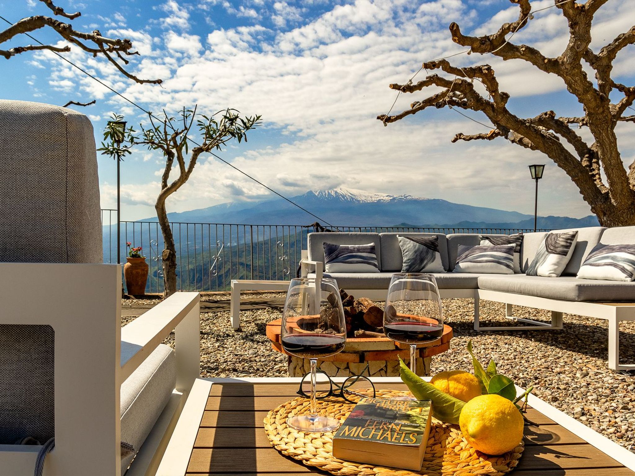 In Castelmola mit Privatem Pool-Dedans