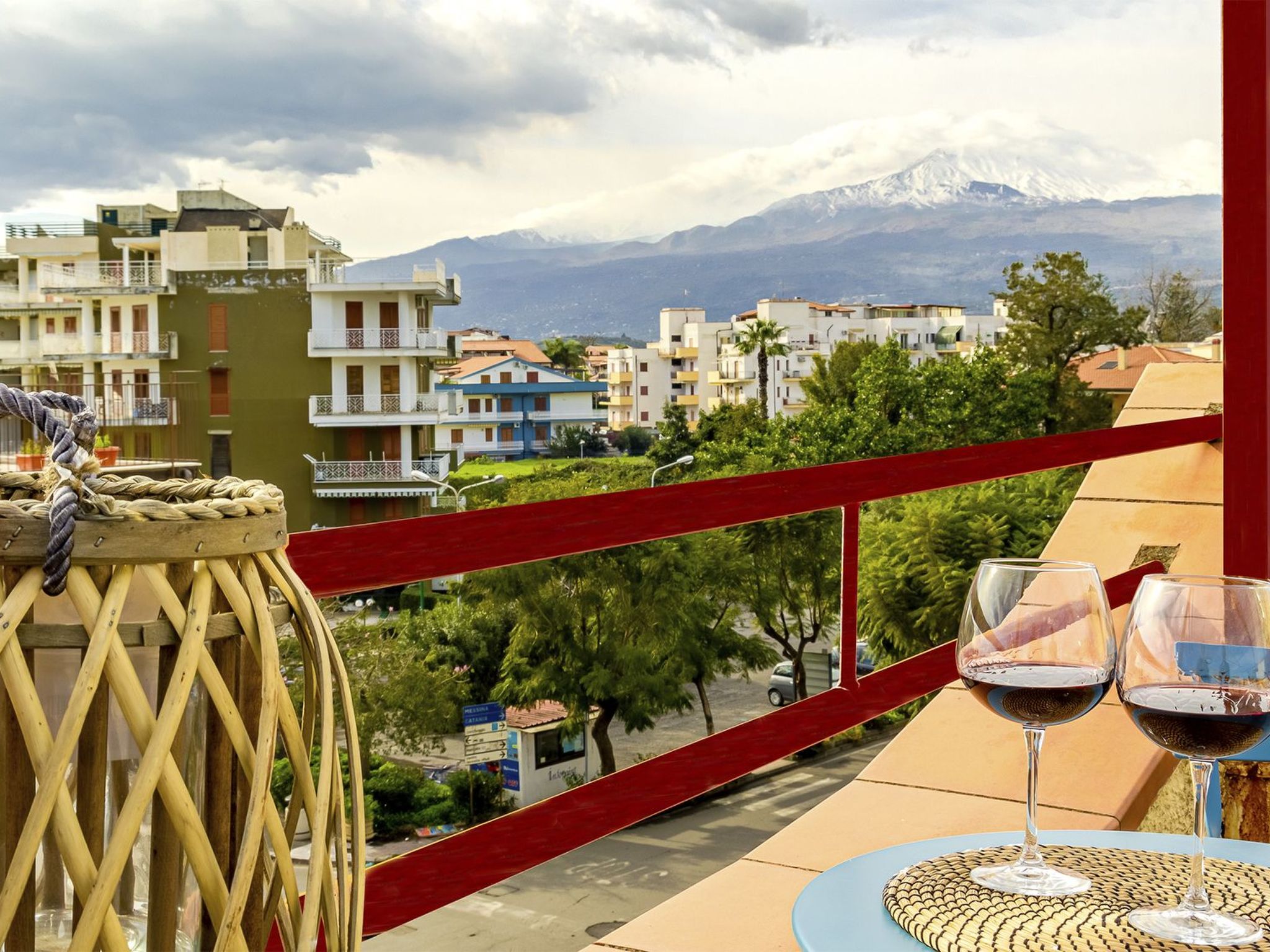 Suite Isavi in Giardini Naxos - Image 2