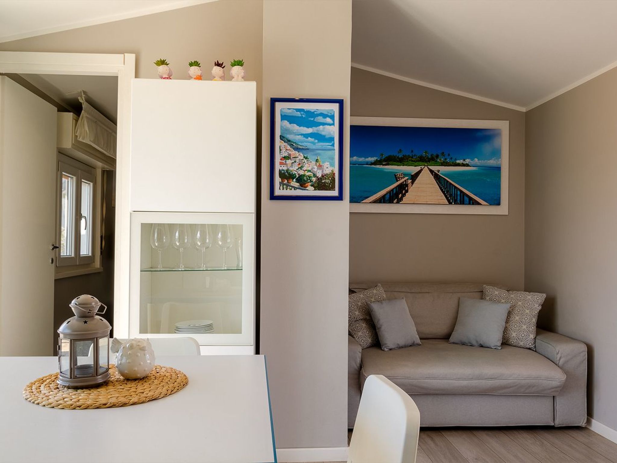 Naxos Loft Ferienwohnung mit Terrasse-Inside