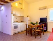 Calarosa: Knusse studio aan zee in Castelmola, Sicilië - thumbnail 3