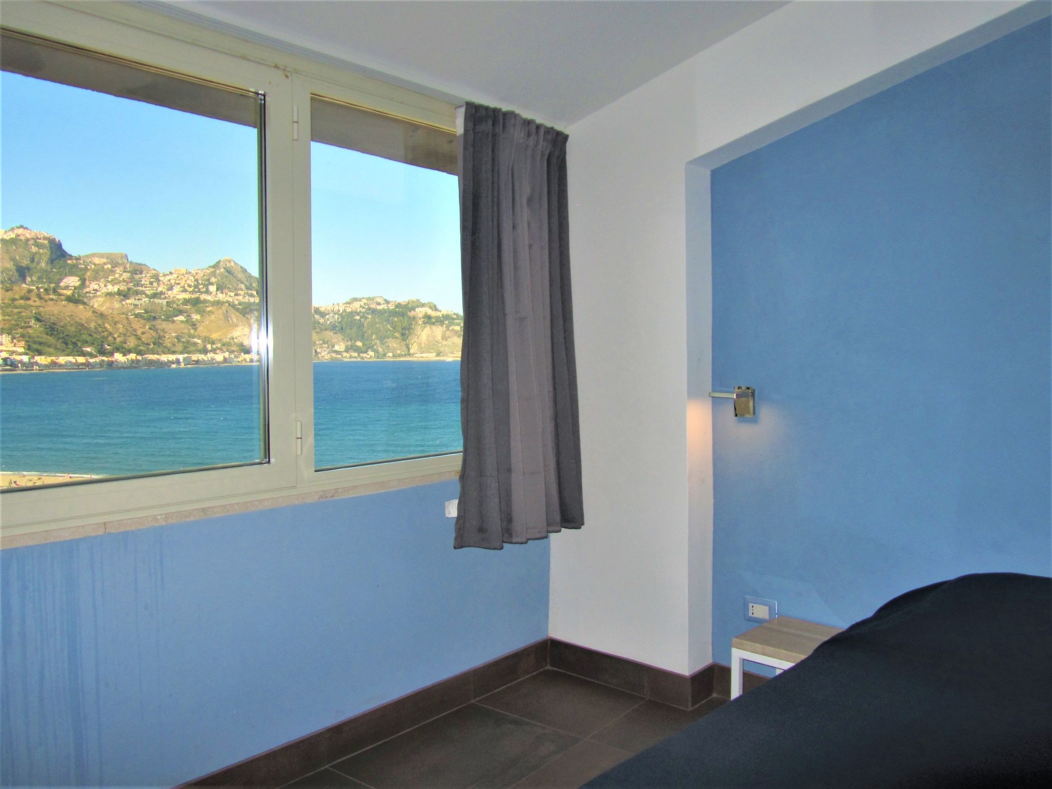 Mit Wasserblick-Binnen