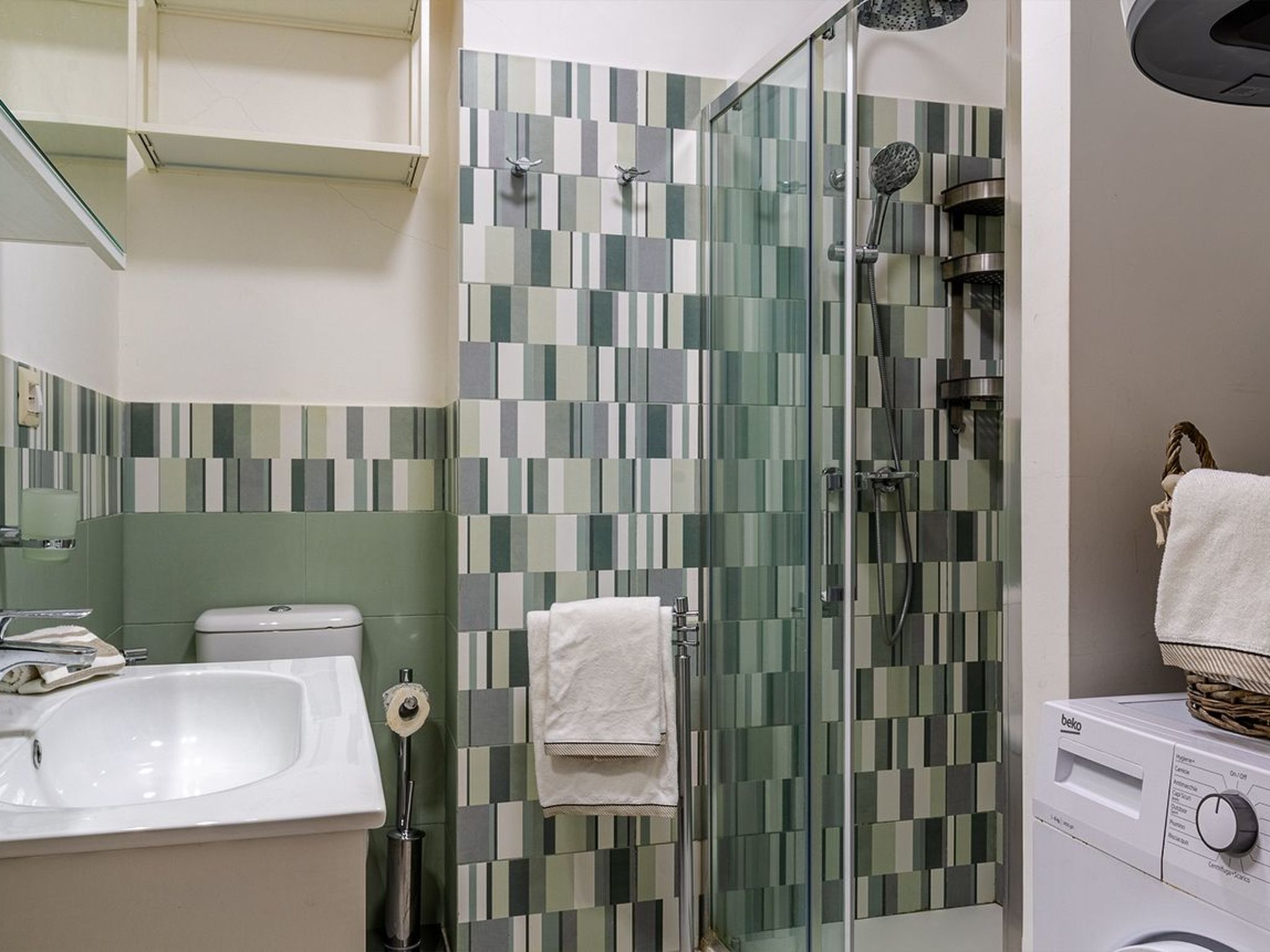 Carmel am Meer-Binnen