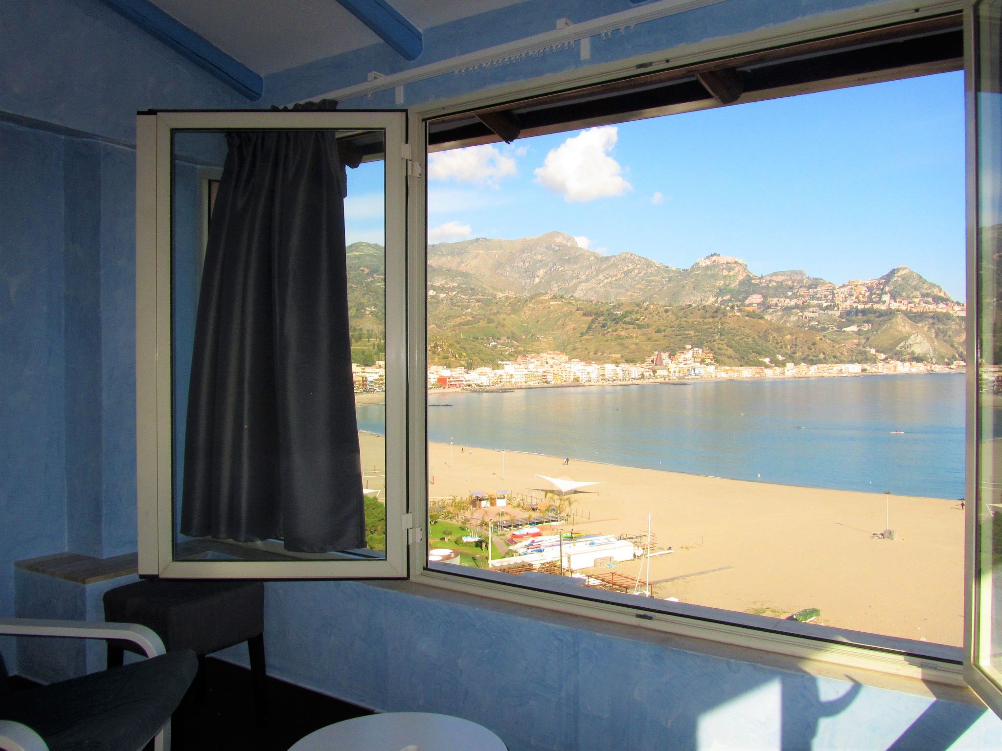 Wohnung in Giardini Naxos-Drinnen