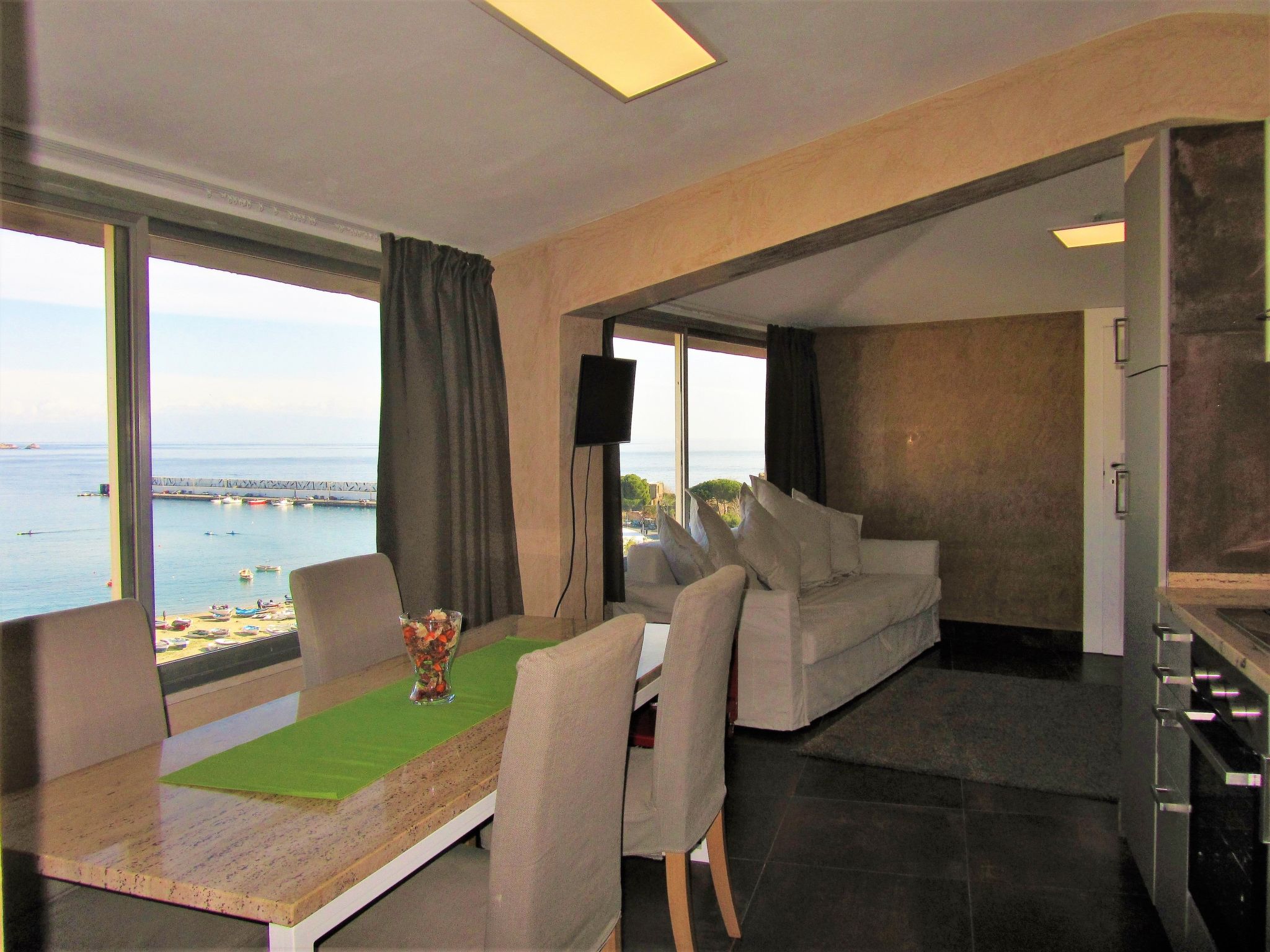 Wohnung in Giardini Naxos-Drinnen