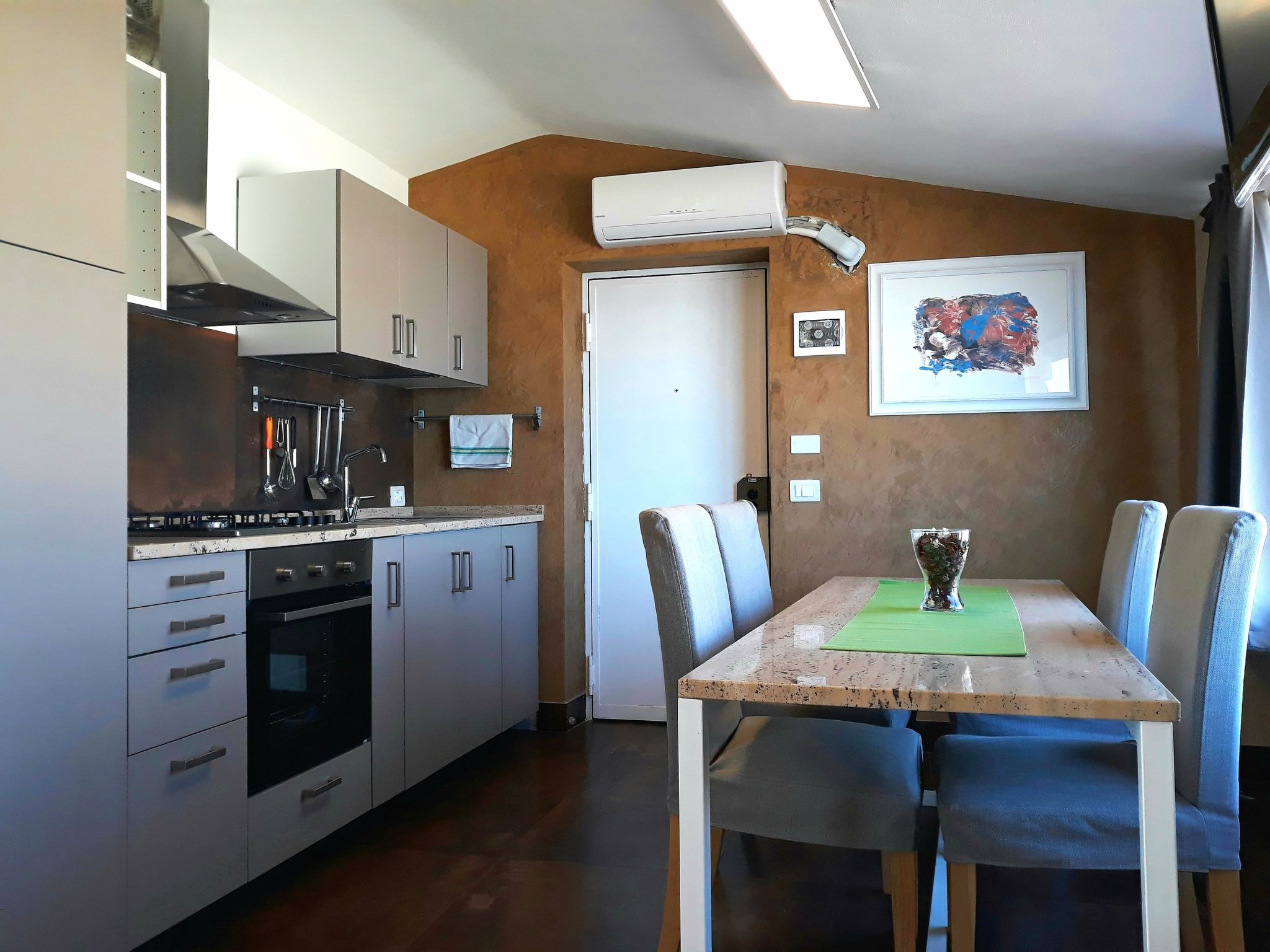 Wohnung in Giardini Naxos-Drinnen