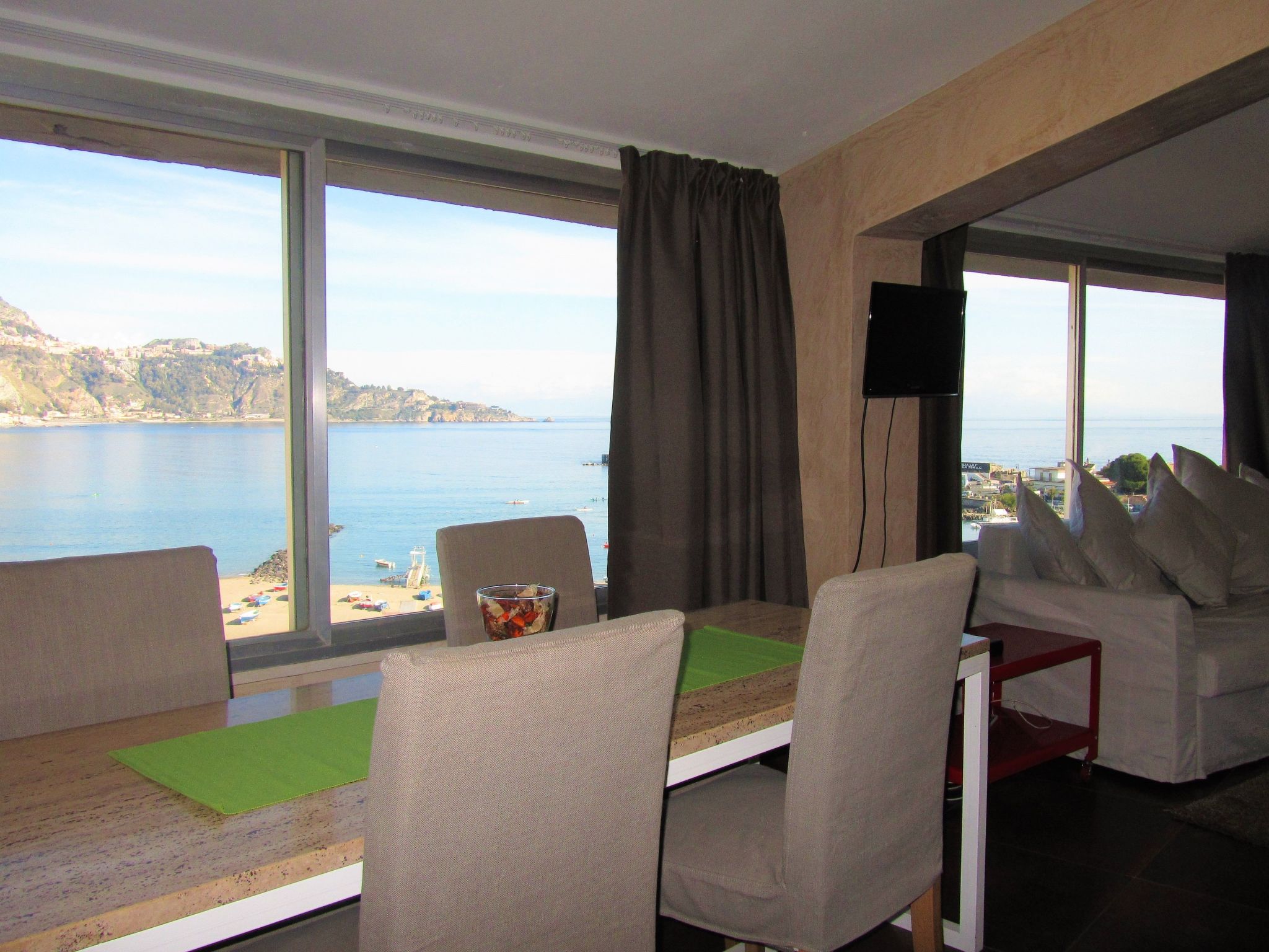 Wohnung in Giardini Naxos-Drinnen