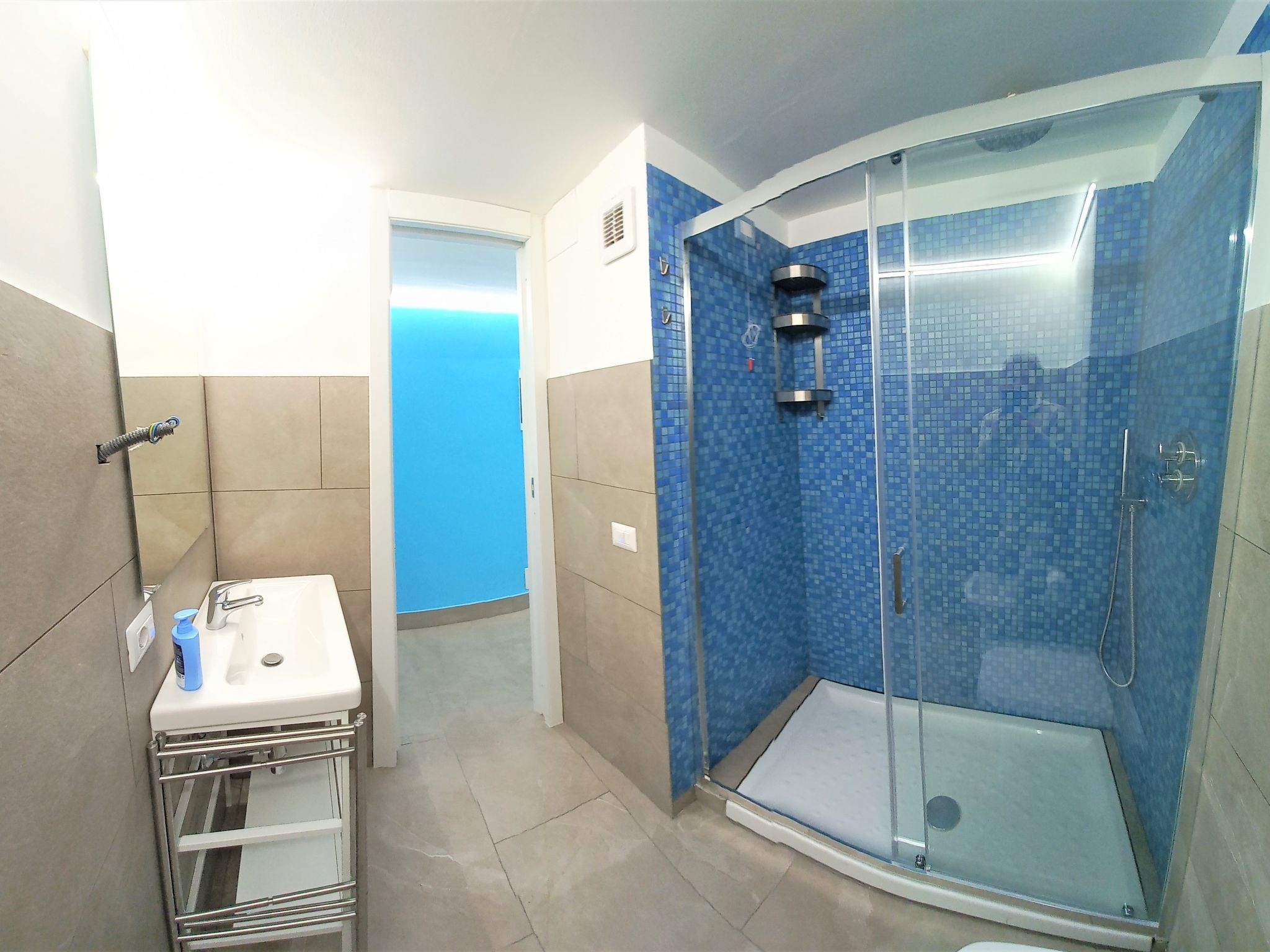 Mit Wasserblick-Binnen