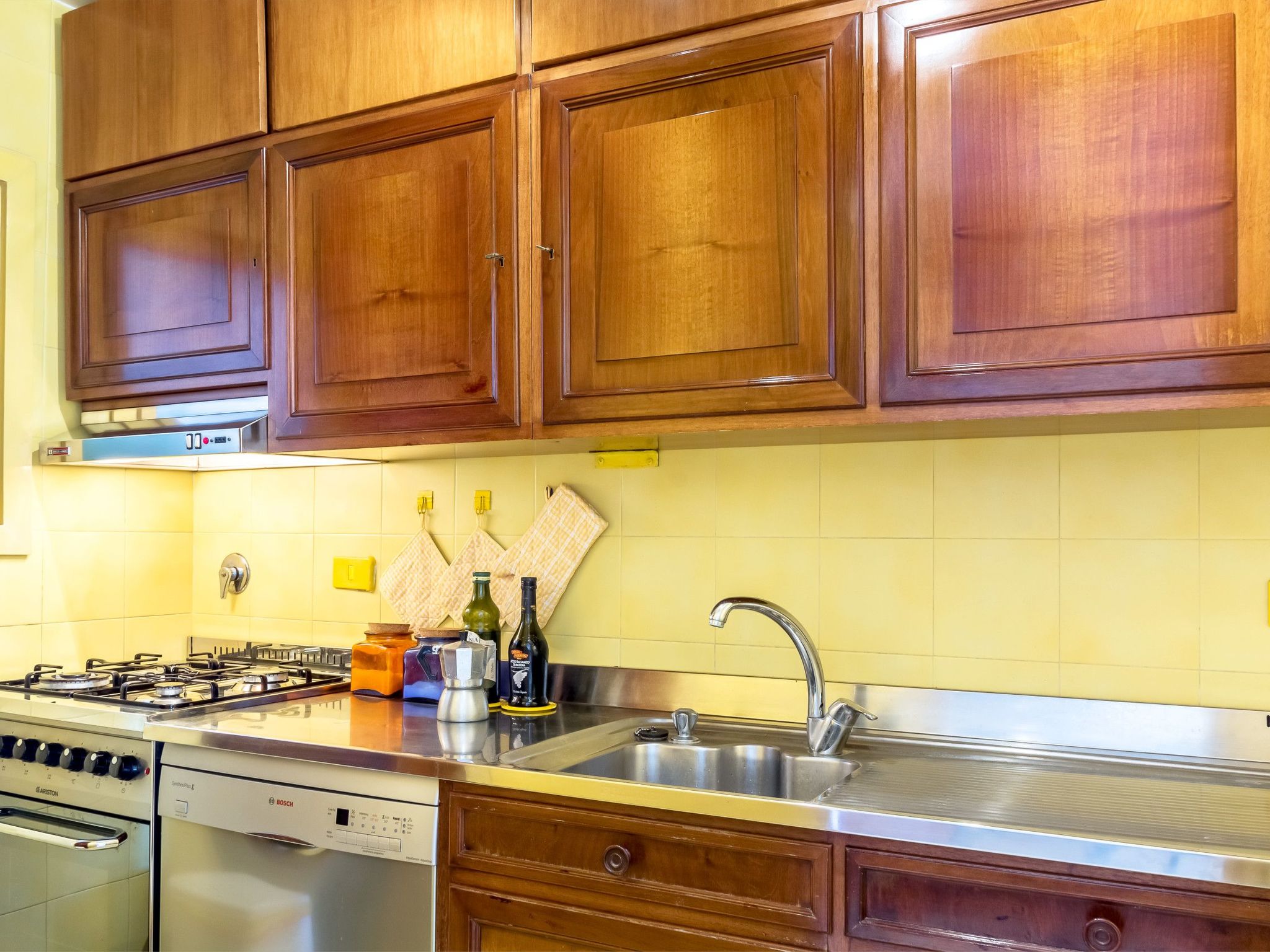 Sea Life in Taormina-Dedans