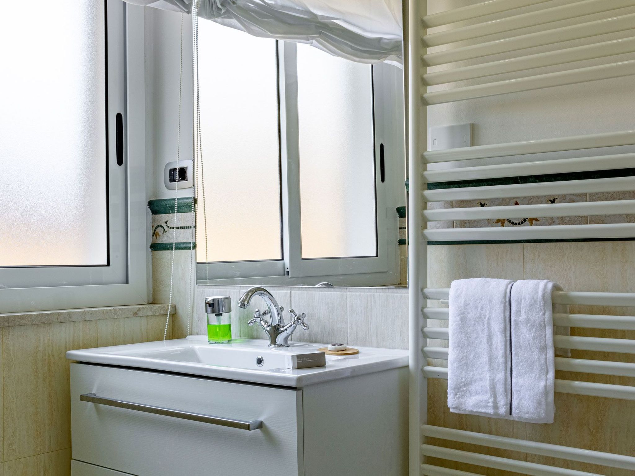 I Barcaioli - Deluxe Zimmer — Bathroom / Wellness (4 of 6)