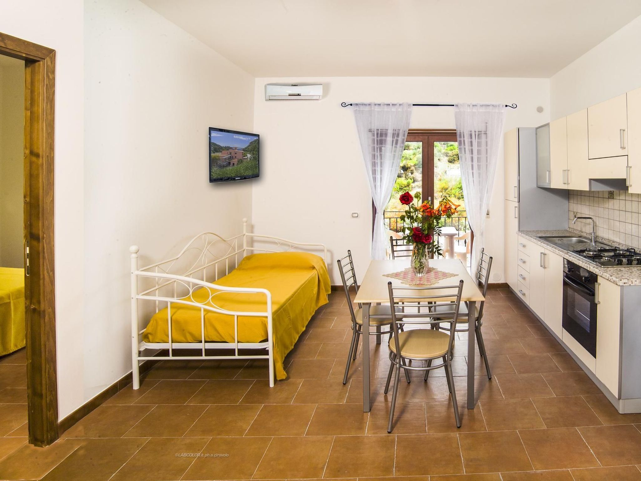 In Letojanni mit Terrasse-Inside