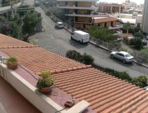 Knusse studio met terras op loopafstand van het strand in Letojanni - thumbnail 6