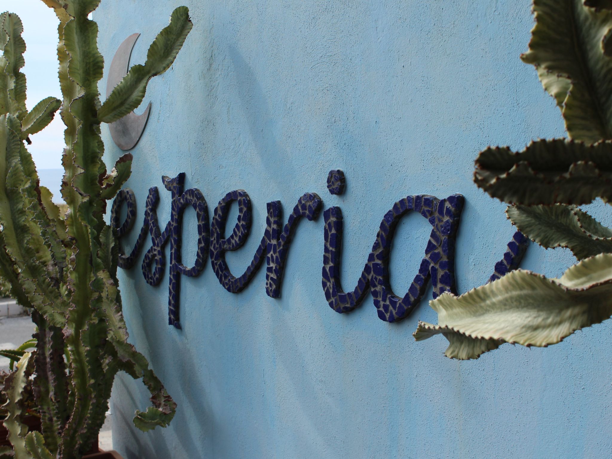 'Esperia