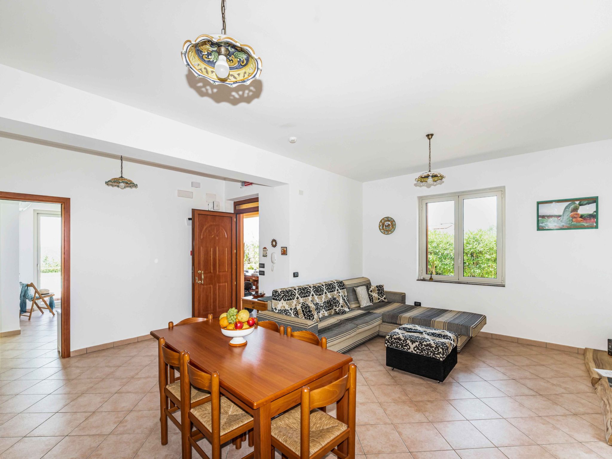 Berghütte "Villa Malú" mit Blick auf das Wasser-Inside