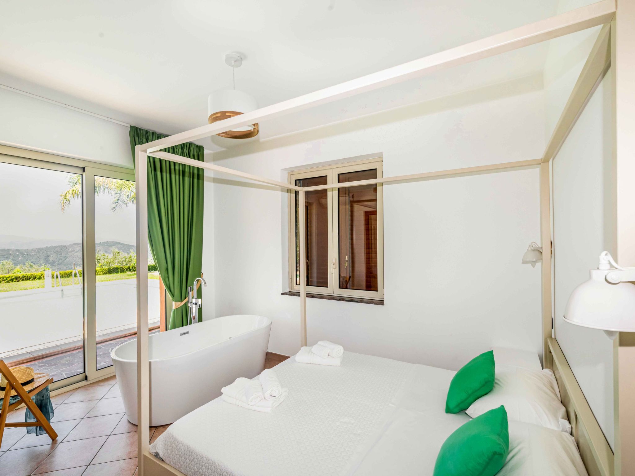 Berghütte "Villa Malú" mit Blick auf das Wasser-Inside