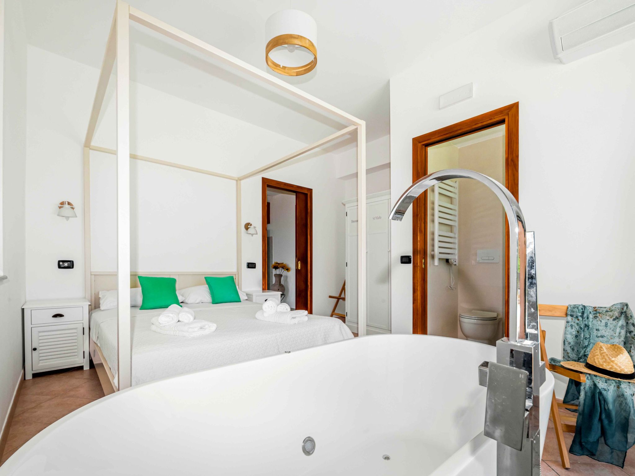 Berghütte "Villa Malú" mit Blick auf das Wasser-Inside